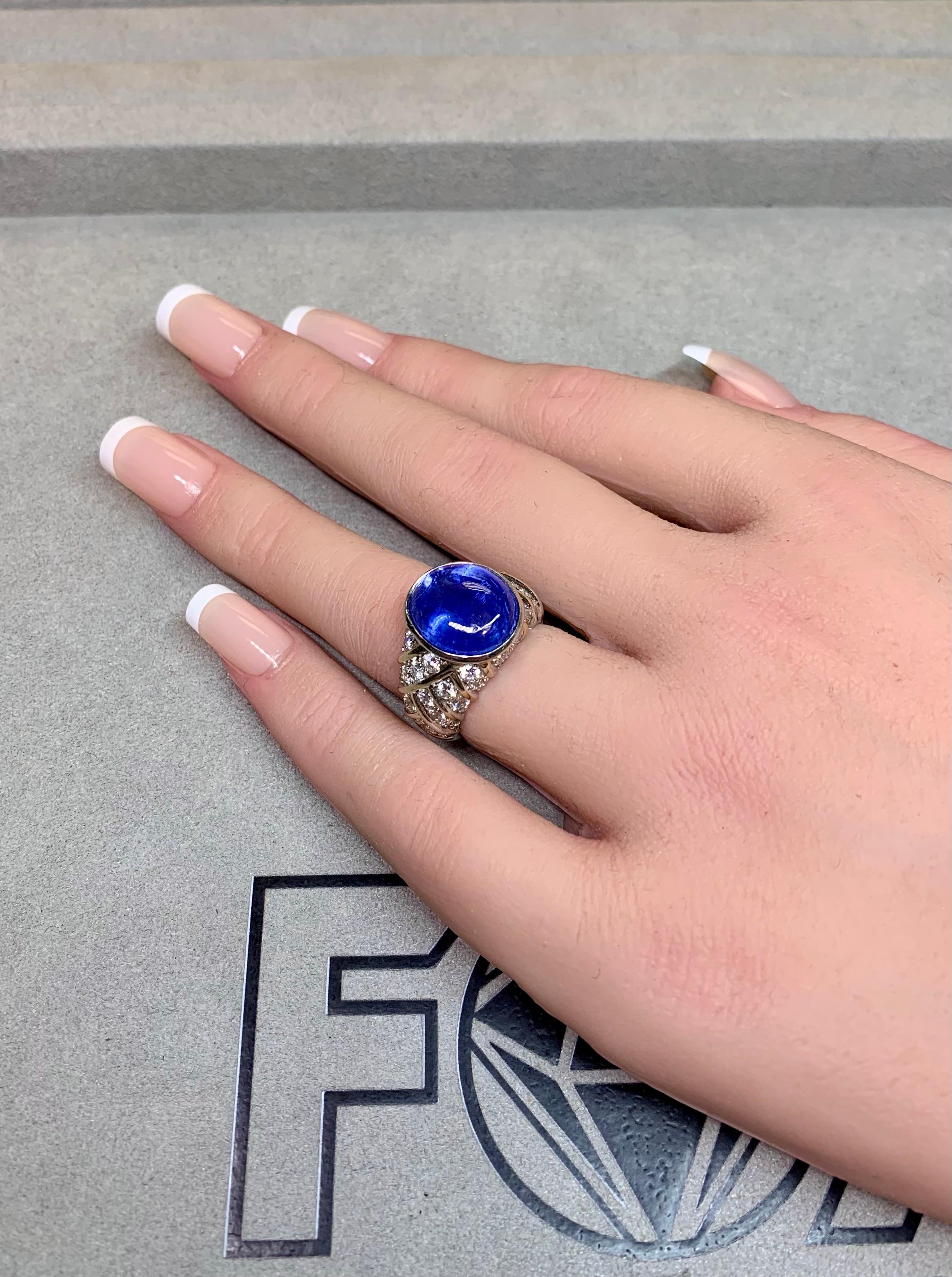 Anillo de cóctel francés de 18 quilates con cabujón de zafiro y diamantes GIA sin calor 14,59 ctw en venta 7