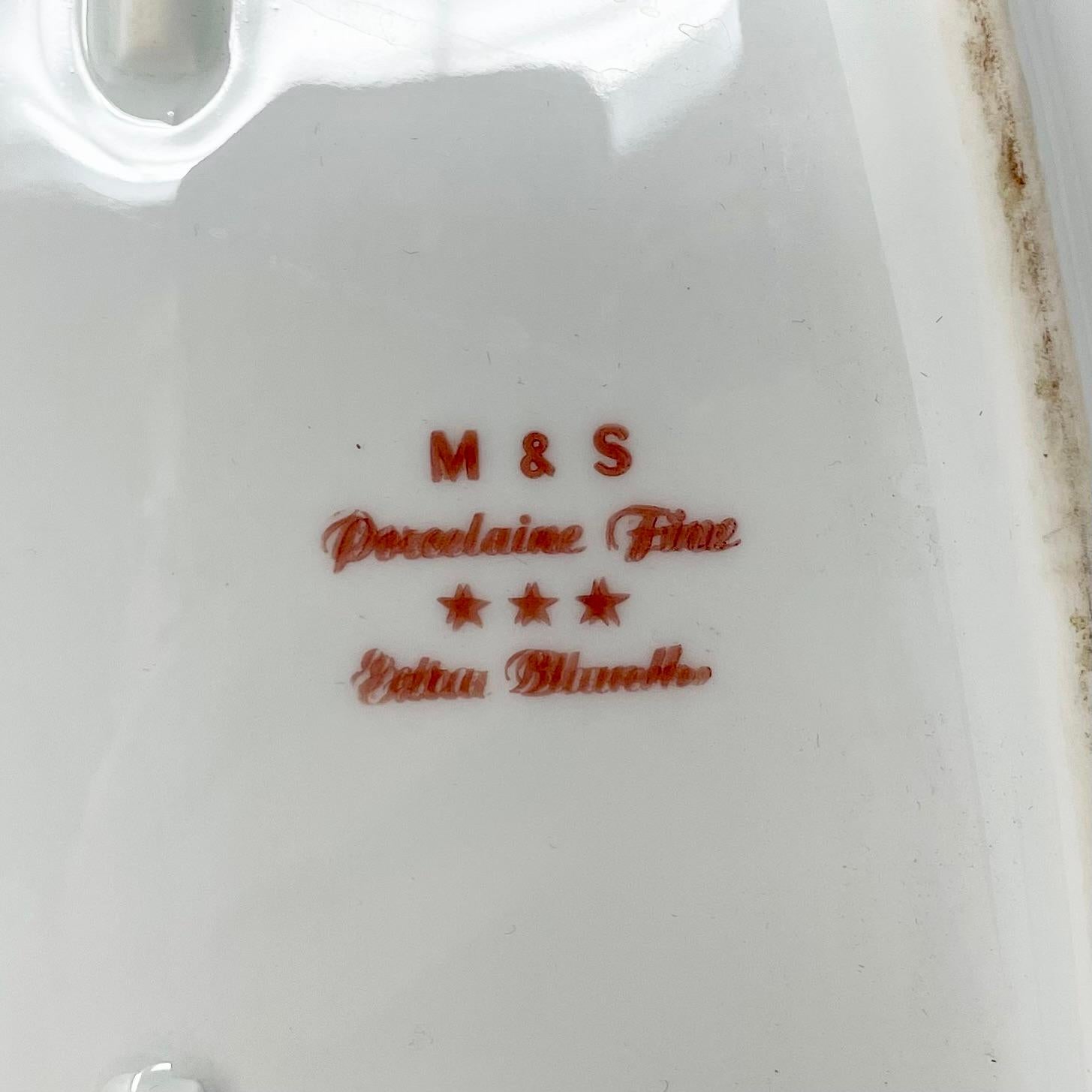 20ième siècle Service de 11 pièces en porcelaine de Limoges, 10 assiettes et 1 plateau en vente