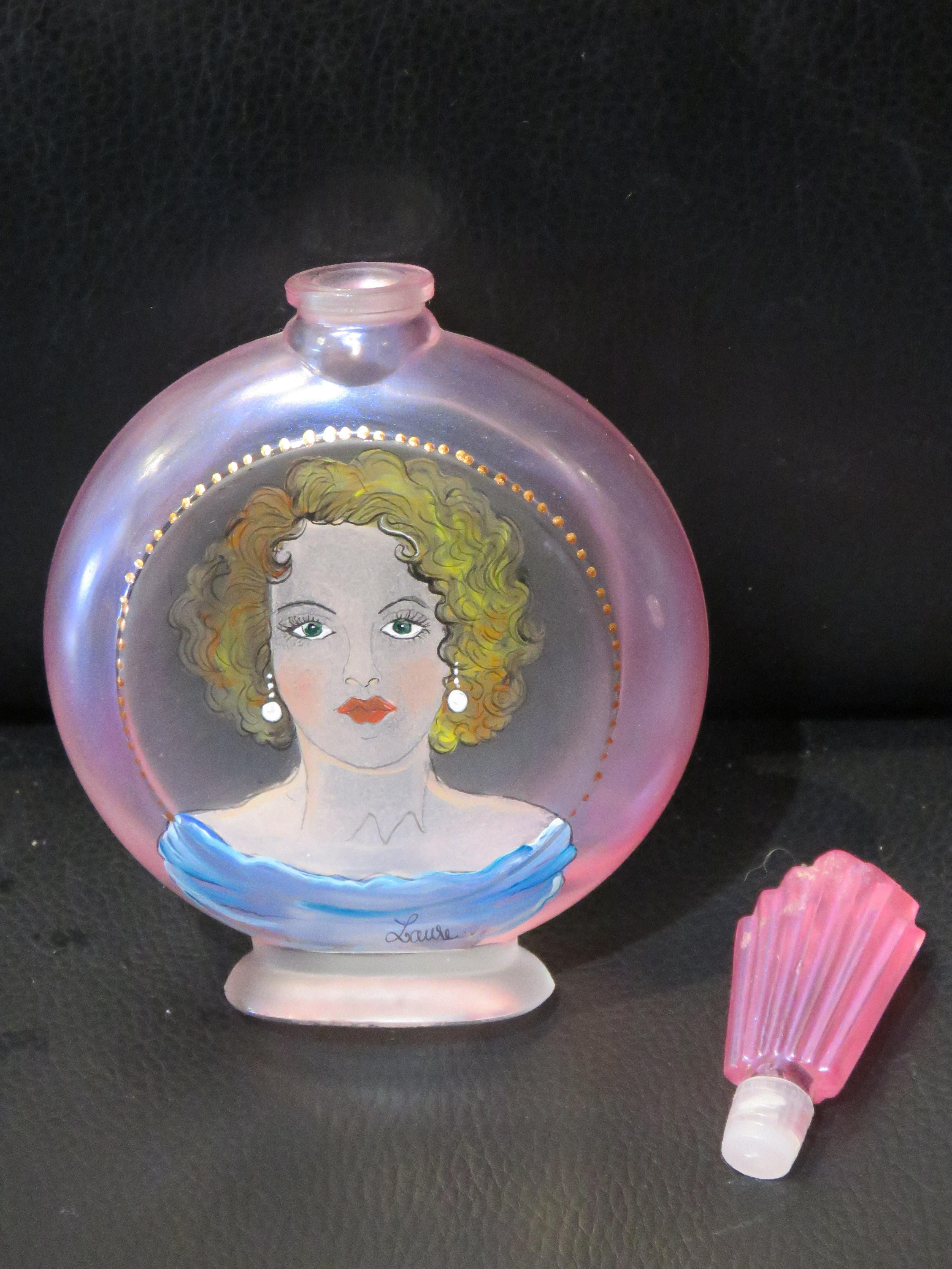 Botella de perfume Estate French Stained glass Handpainted Limited Edition Paris siglo XX en venta