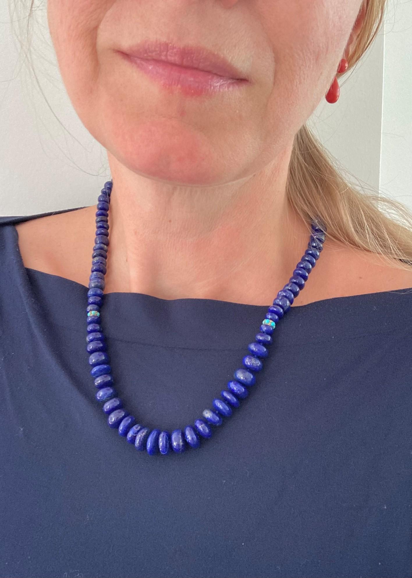 Moderno Estate Genuine Sleeping Beauty Turquoise and Lapis Lazuli Gold Necklace in vendita