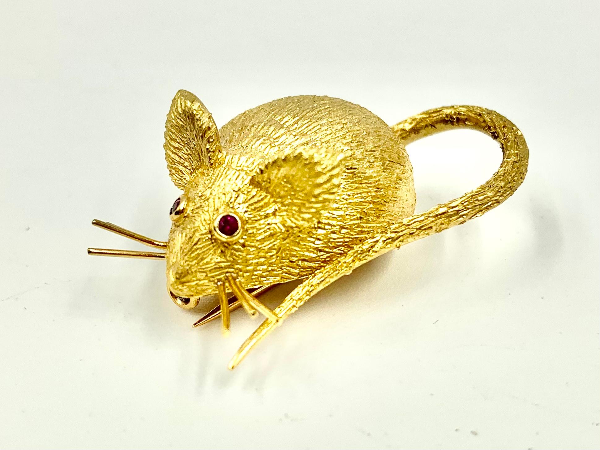 Retro Estate Georges L'Enfant 18K Gold Ruby Mouse Clip Brooch, France, 1960's