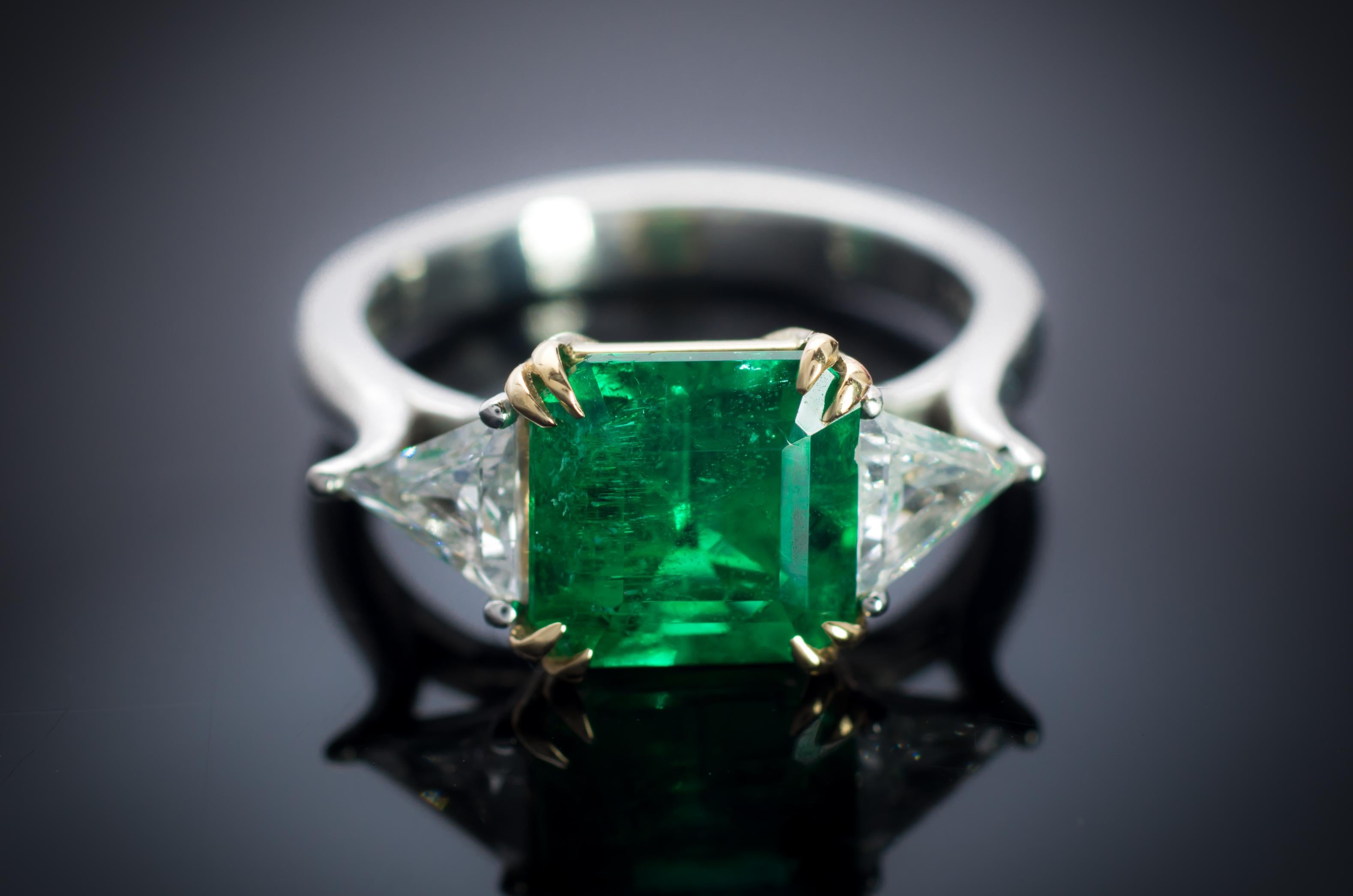 Estate GIA Natural Emerald and Diamond Engagement Ring For Sale 2