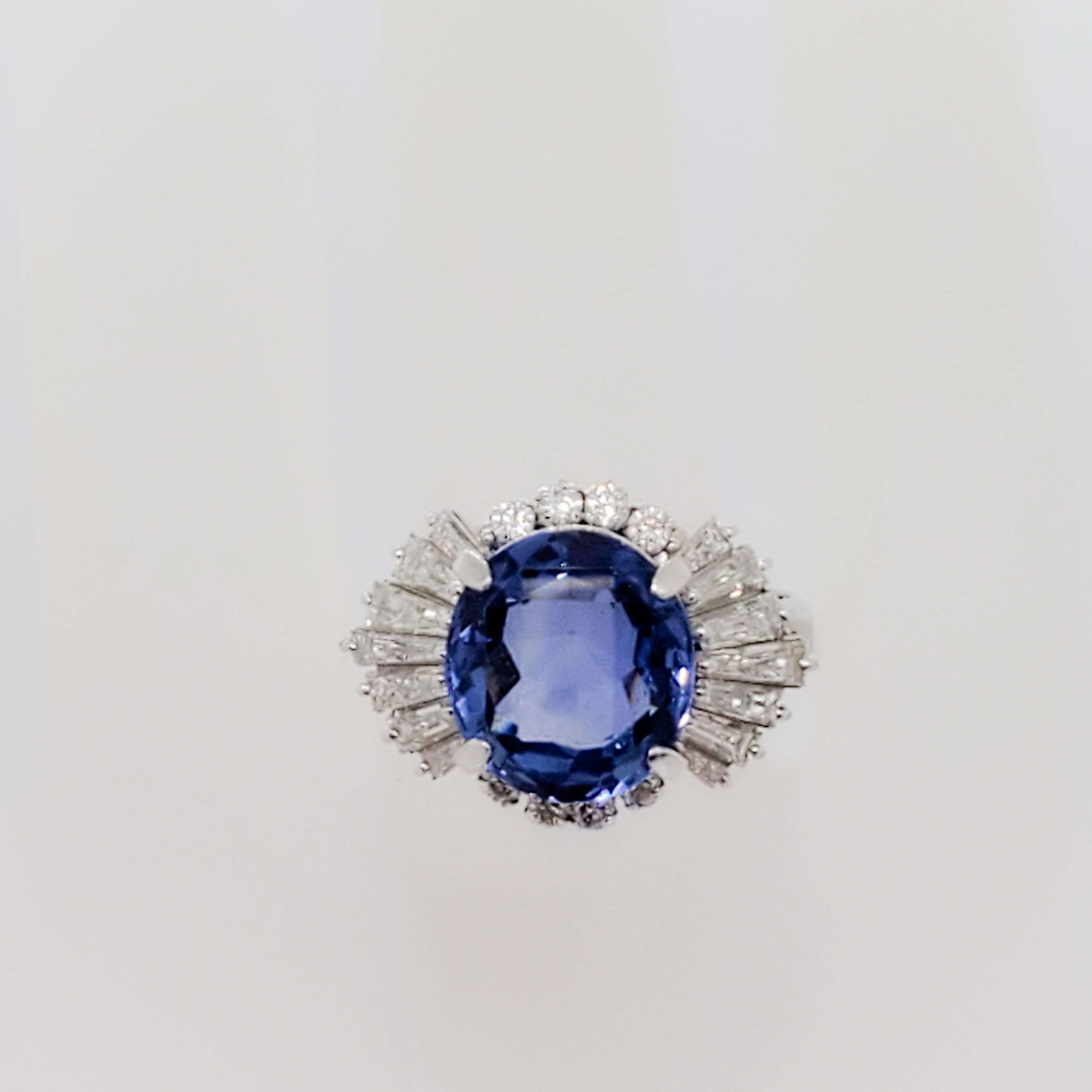 Estate GIA Unheated Blue Sapphire Oval and White Diamond Cocktail Ring In Excellent Condition In Los Angeles, CA