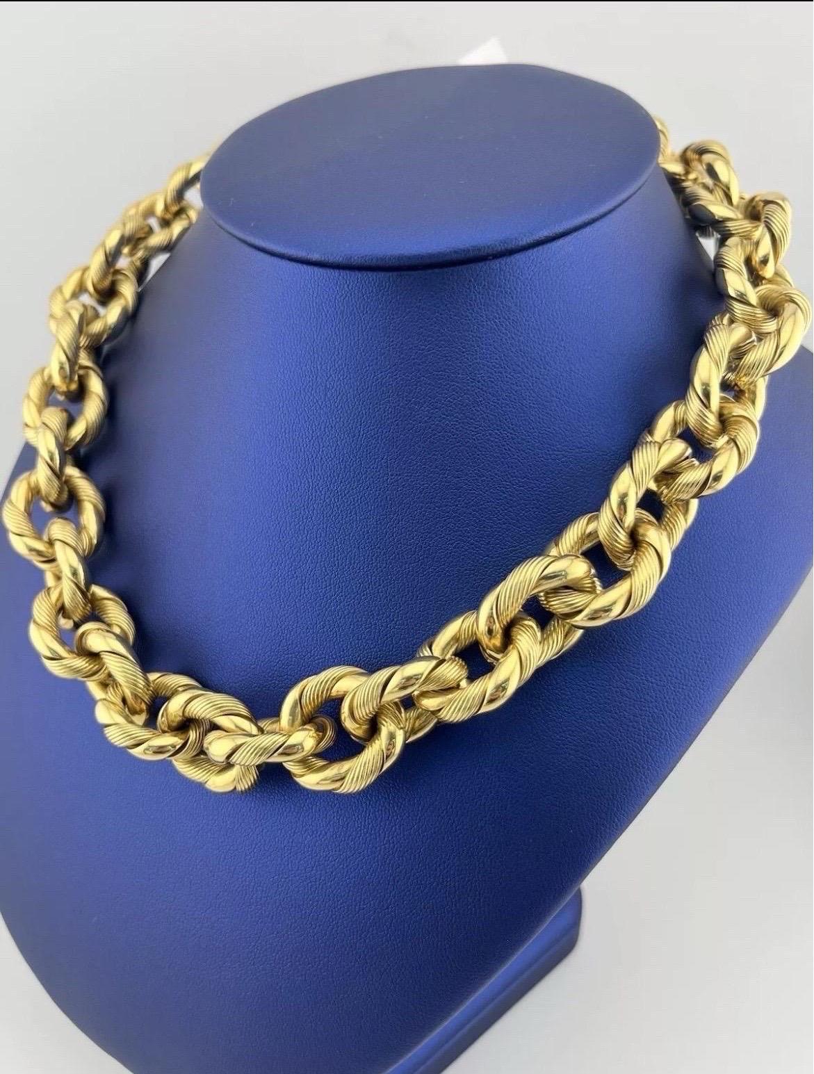 Gioielli Moda Italy, collier Rolo ovale torsadé en or jaune 18 carats, ancienne propriété Excellent état - En vente à Boca Raton, FL