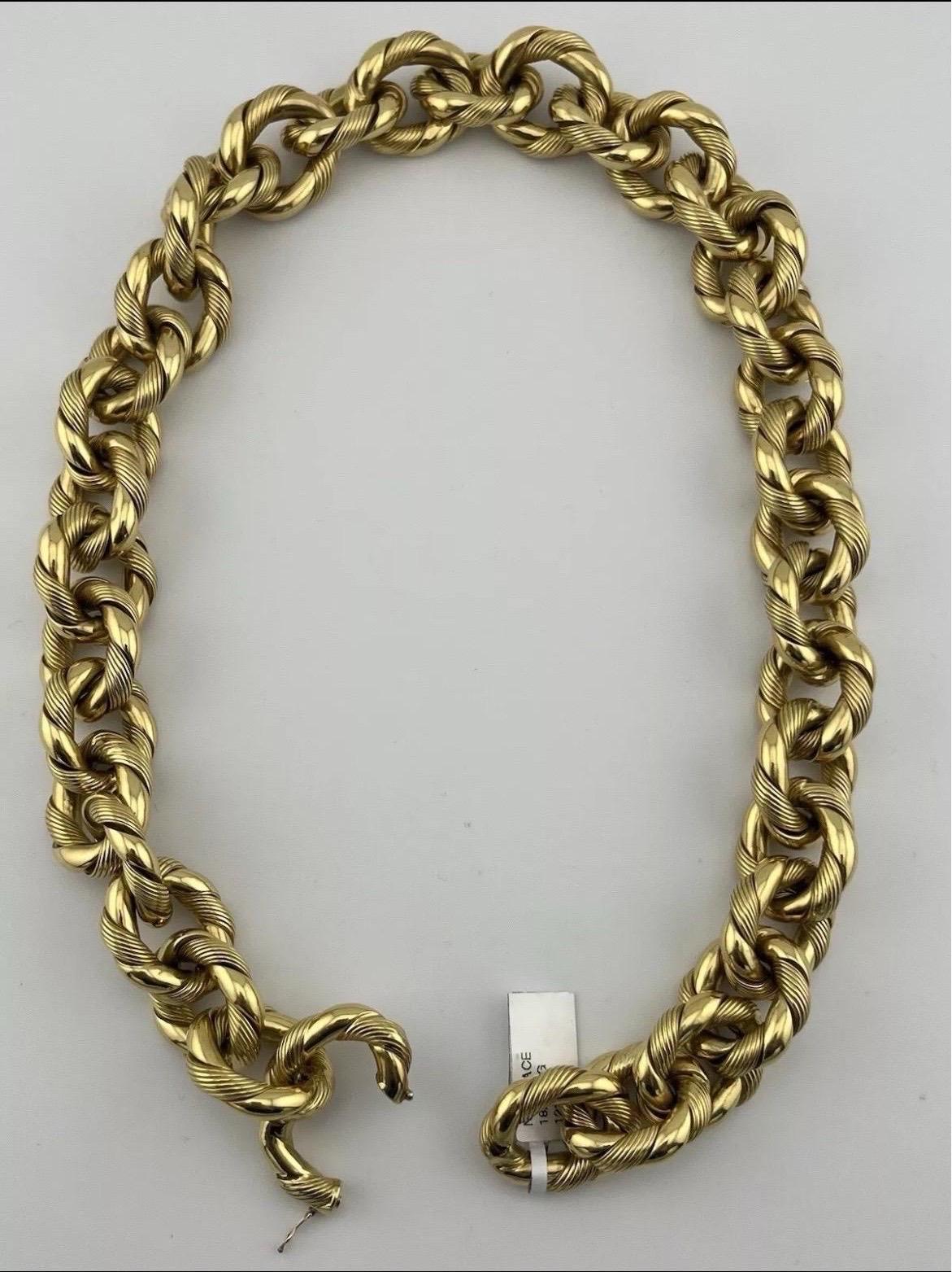 Gioielli Moda Italy, collier Rolo ovale torsadé en or jaune 18 carats, ancienne propriété en vente 2