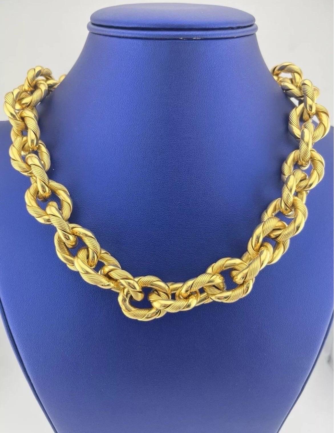 Gioielli Moda Italy, collier Rolo ovale torsadé en or jaune 18 carats, ancienne propriété en vente 3