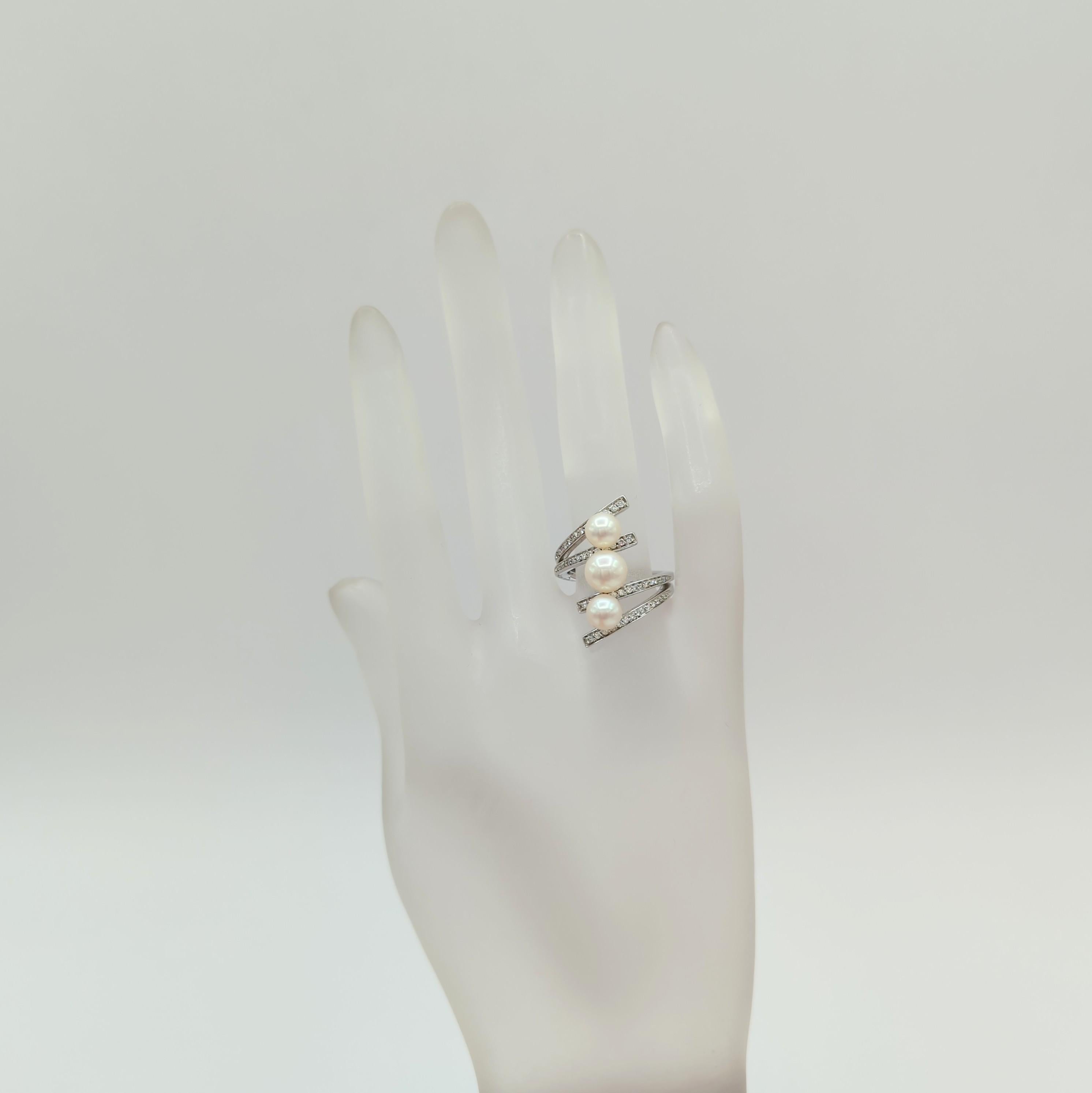 Round Cut Estate Giorgio Visconti White Akoya Pearl and Diamond Ring in 18K White Gold For Sale