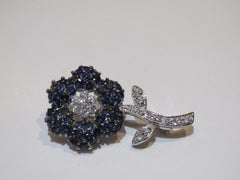 Estate Silver Glittering Vintage Floral Faux Blue Sapphire CZ Stones Brooch Pin
