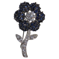Estate Silver Glittering Vintage Floral Faux Blue Sapphire CZ Stones Brooch Pin