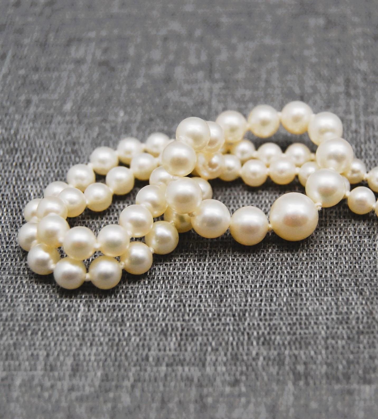 De las mujeres Collar de Perlas Akoya Graduadas Blancas de Agua Salada de Oro de 14 K en venta