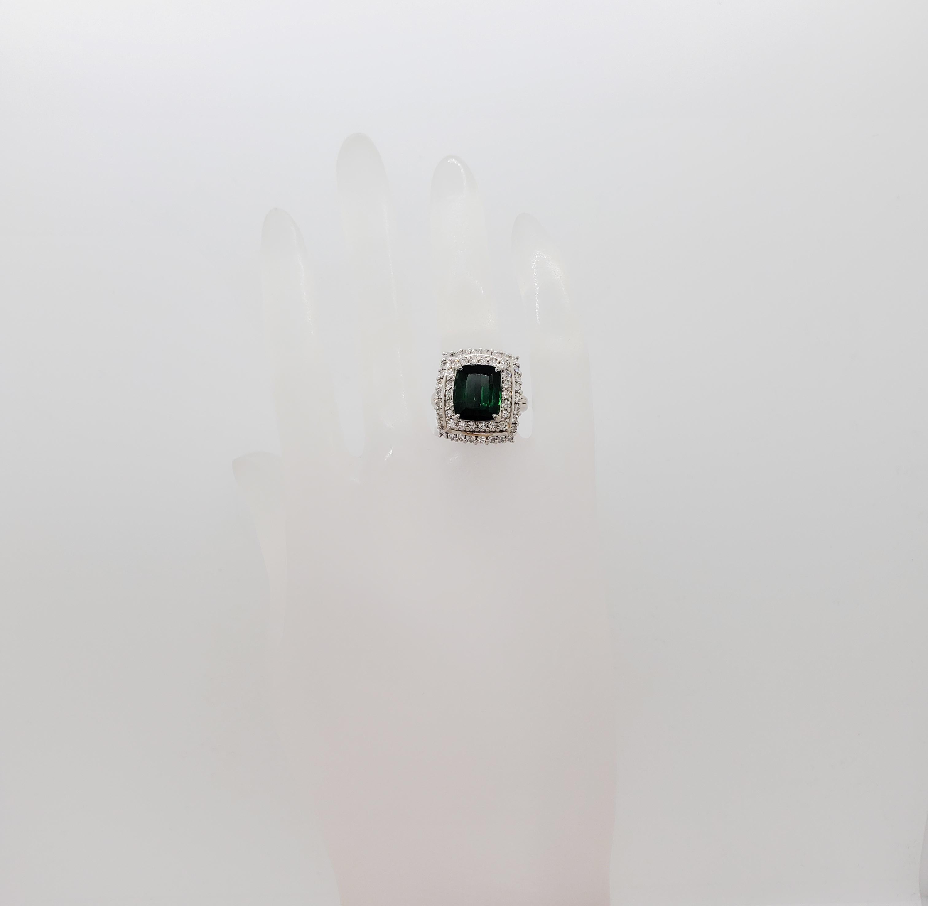 Green Tourmaline and Diamond Cocktail Ring in Platinum In Excellent Condition For Sale In Los Angeles, CA