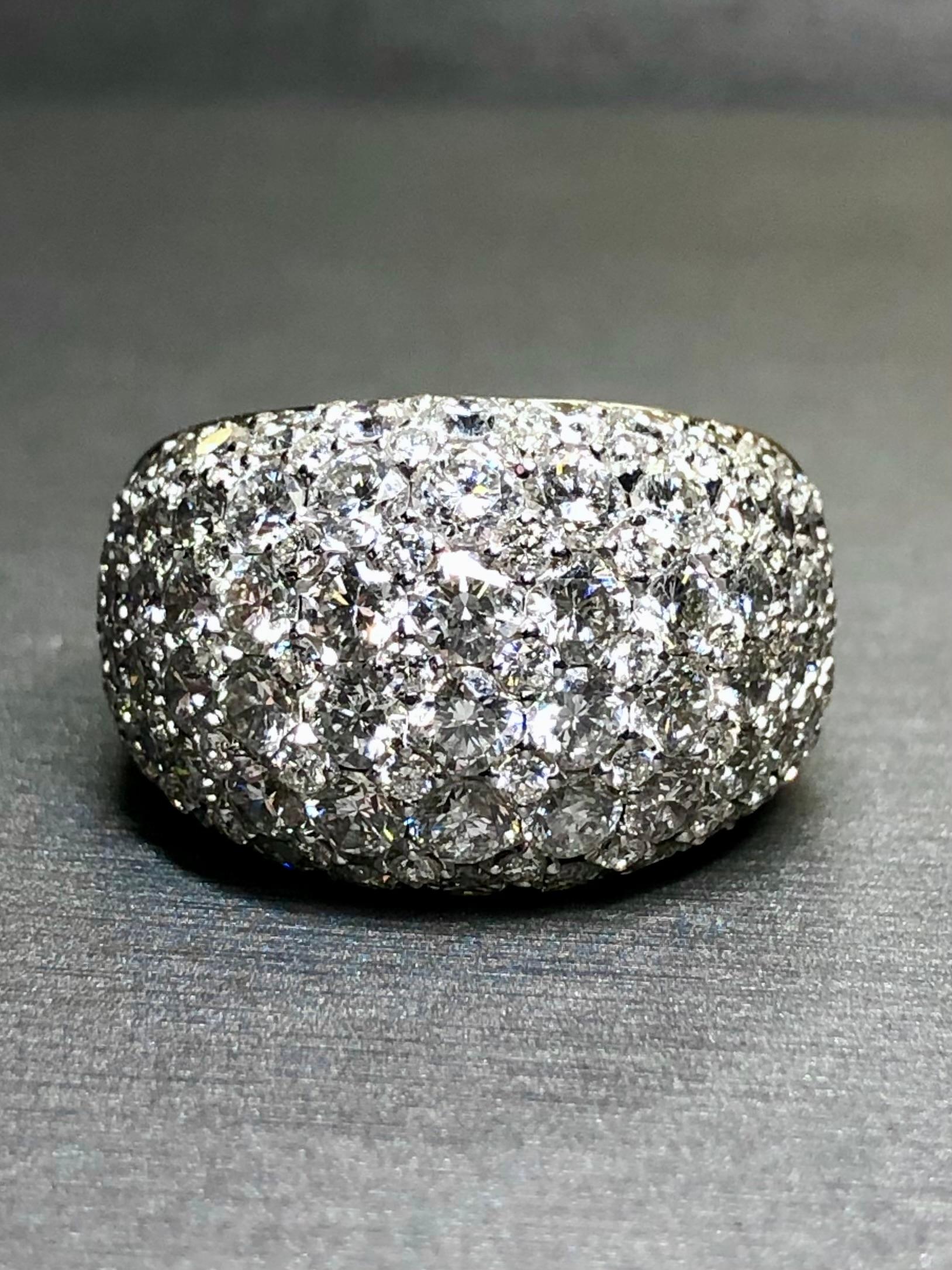 Taille ronde Estate GREGG RUTH 18K White Gold Pave Diamond Dome Cocktail Ring 5.56ct en vente