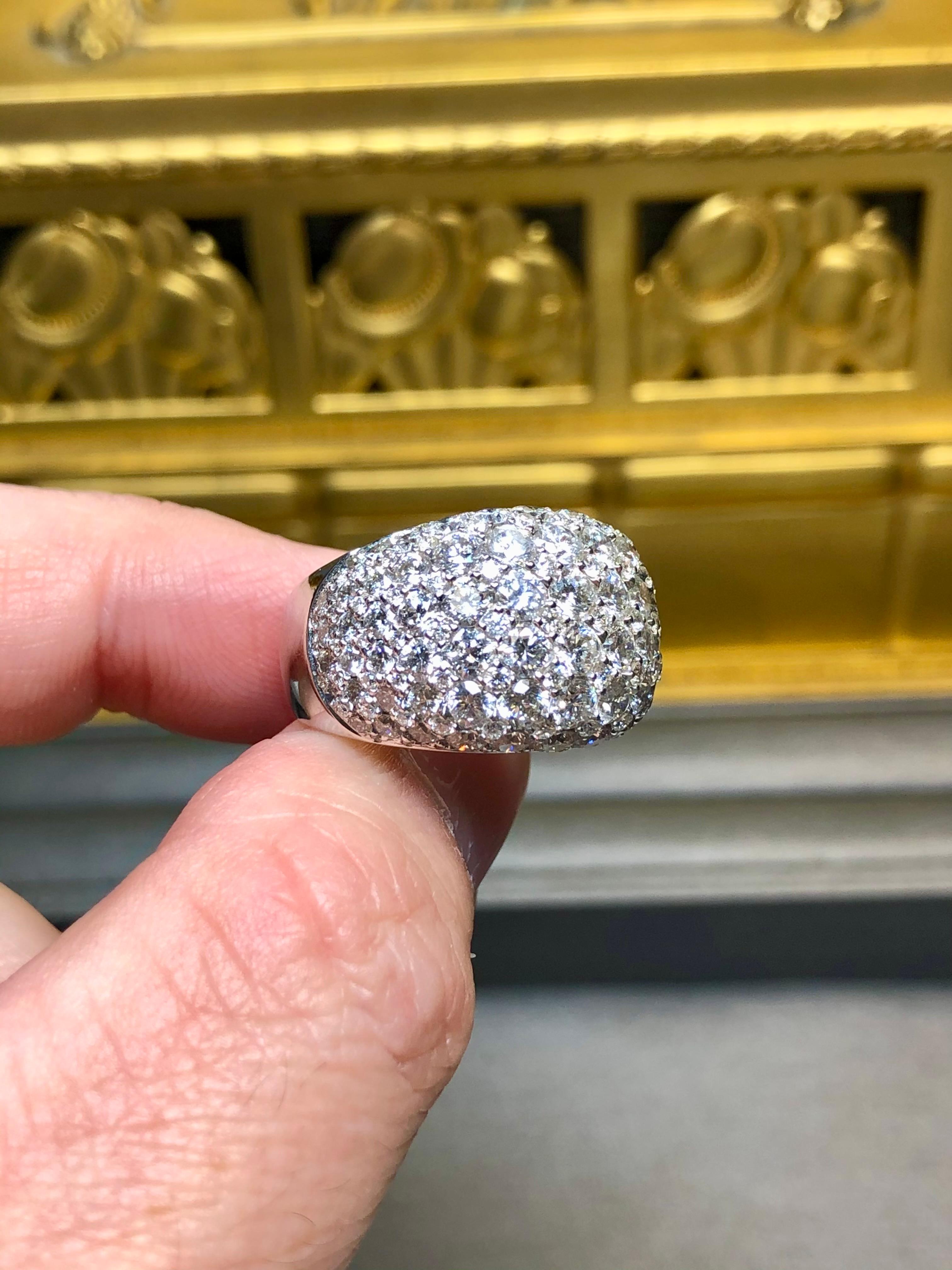 Estate GREGG RUTH 18K White Gold Pave Diamond Dome Cocktail Ring 5.56ct en vente 1