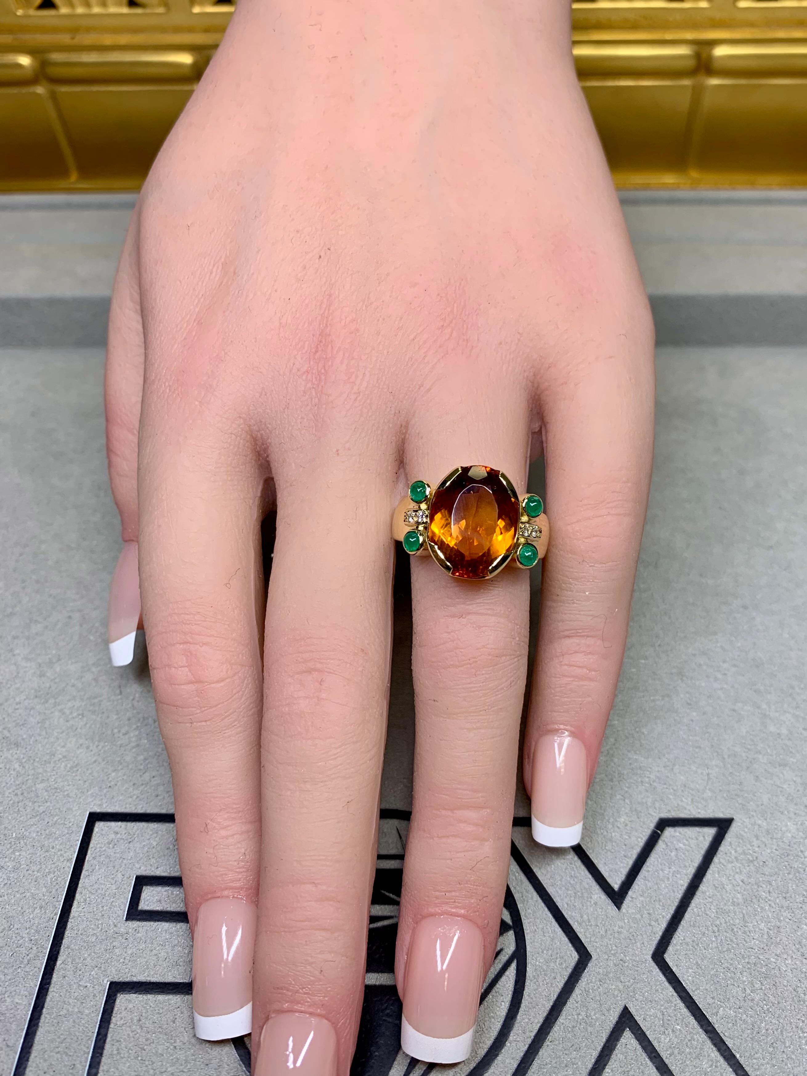 Estate H. STERN 18K Yellow Gold Citrine Emerald Cabochon Diamond Cocktail Ring For Sale 4