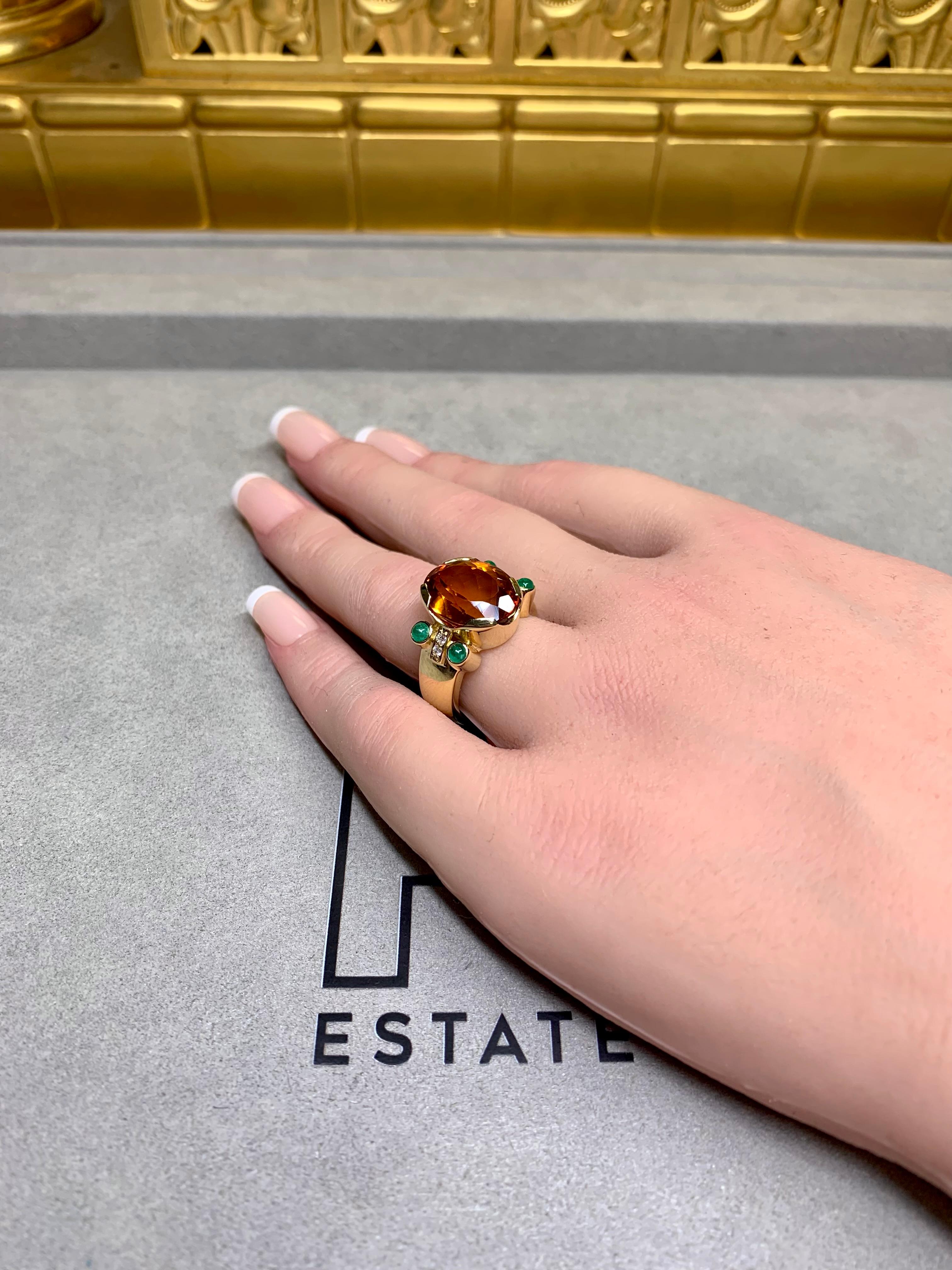 Estate H. STERN 18K Yellow Gold Citrine Emerald Cabochon Diamond Cocktail Ring For Sale 3
