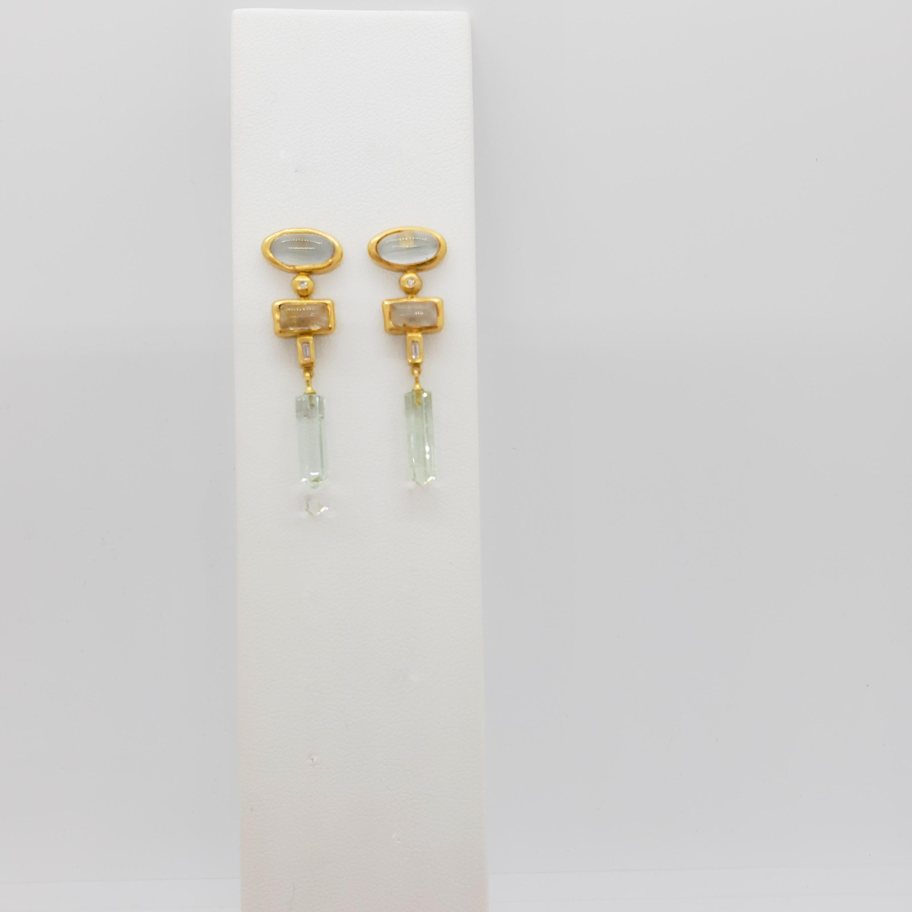 Estate H. Stern Green Stone Dangle Earrings in 18k Yellow Gold In Excellent Condition In Los Angeles, CA