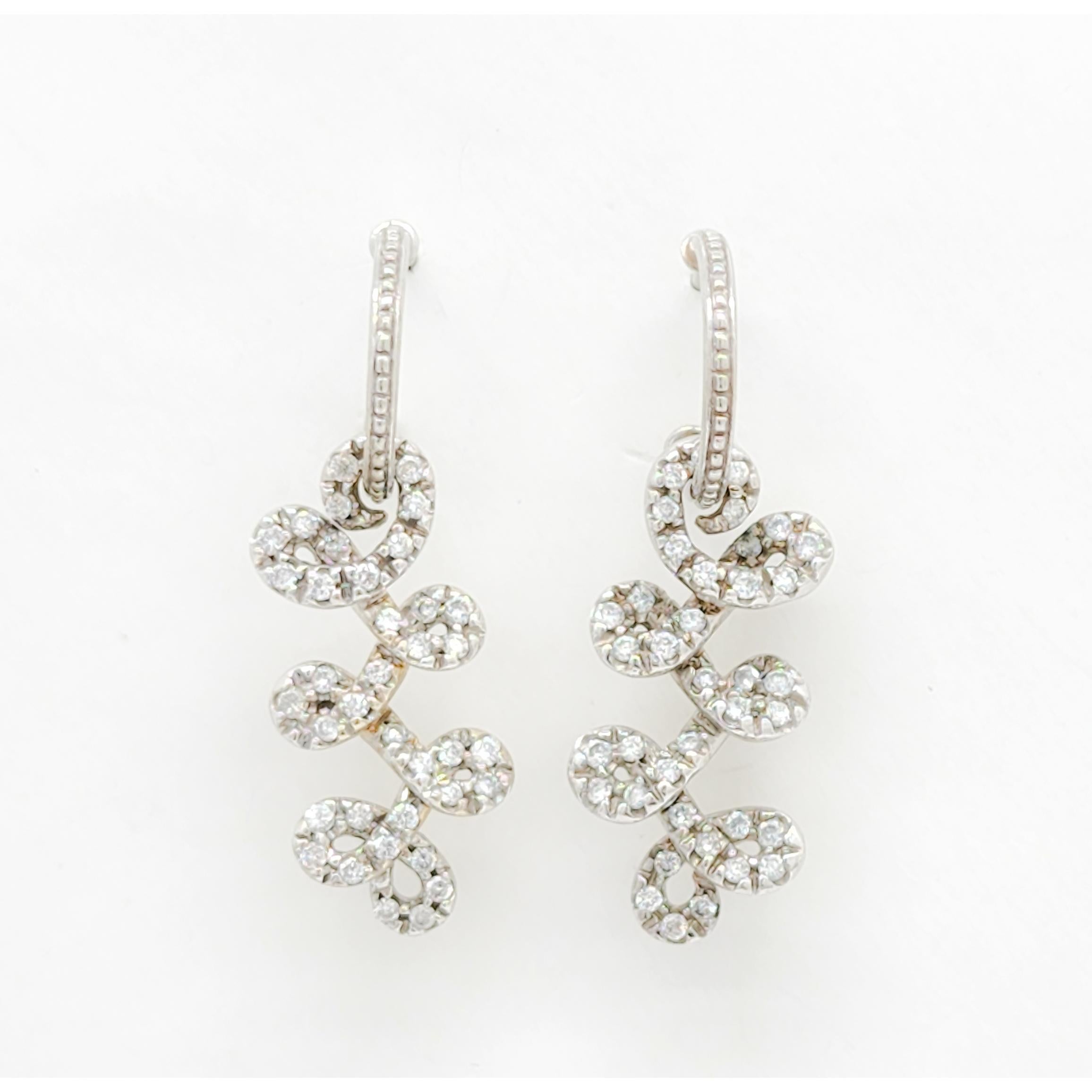 Estate H. Stern White Diamond Dangle Earrings in 18k White Gold In New Condition For Sale In Los Angeles, CA