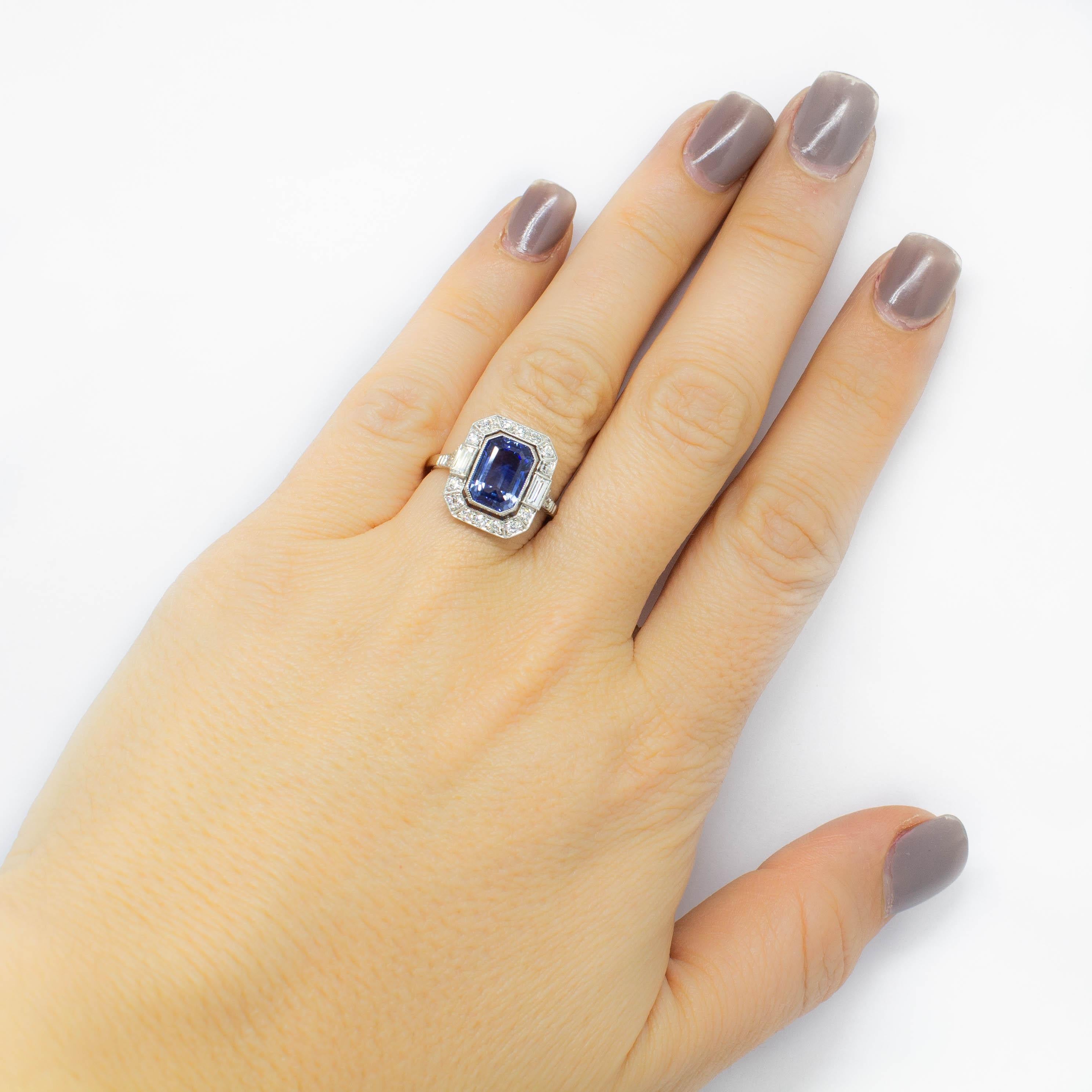 Estate Handmade Platinum Sapphire and Diamond Ring In Excellent Condition In Miami, FL