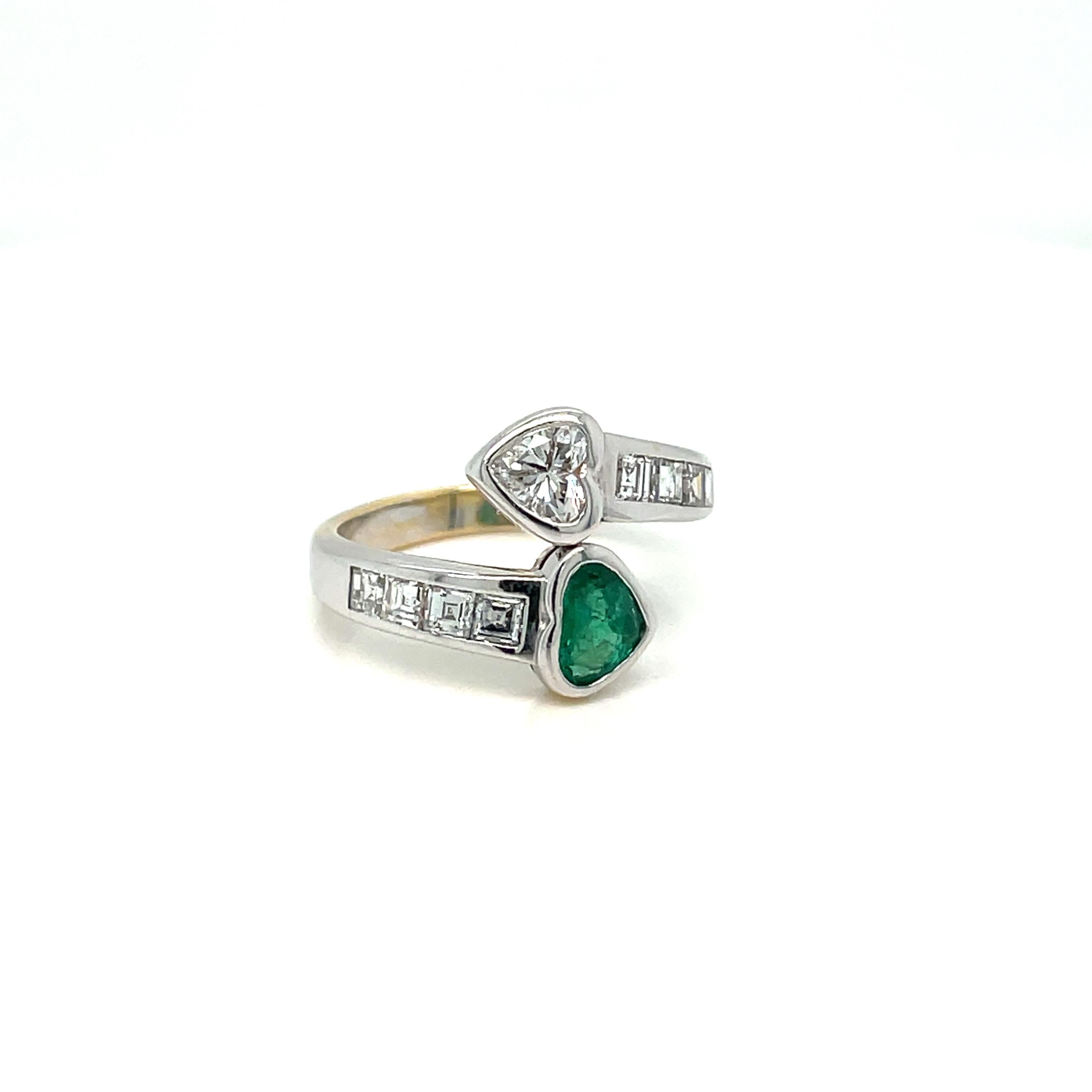 Heart Cut Estate Hearts Emerald Diamond Vous et Moi Gold Ring For Sale