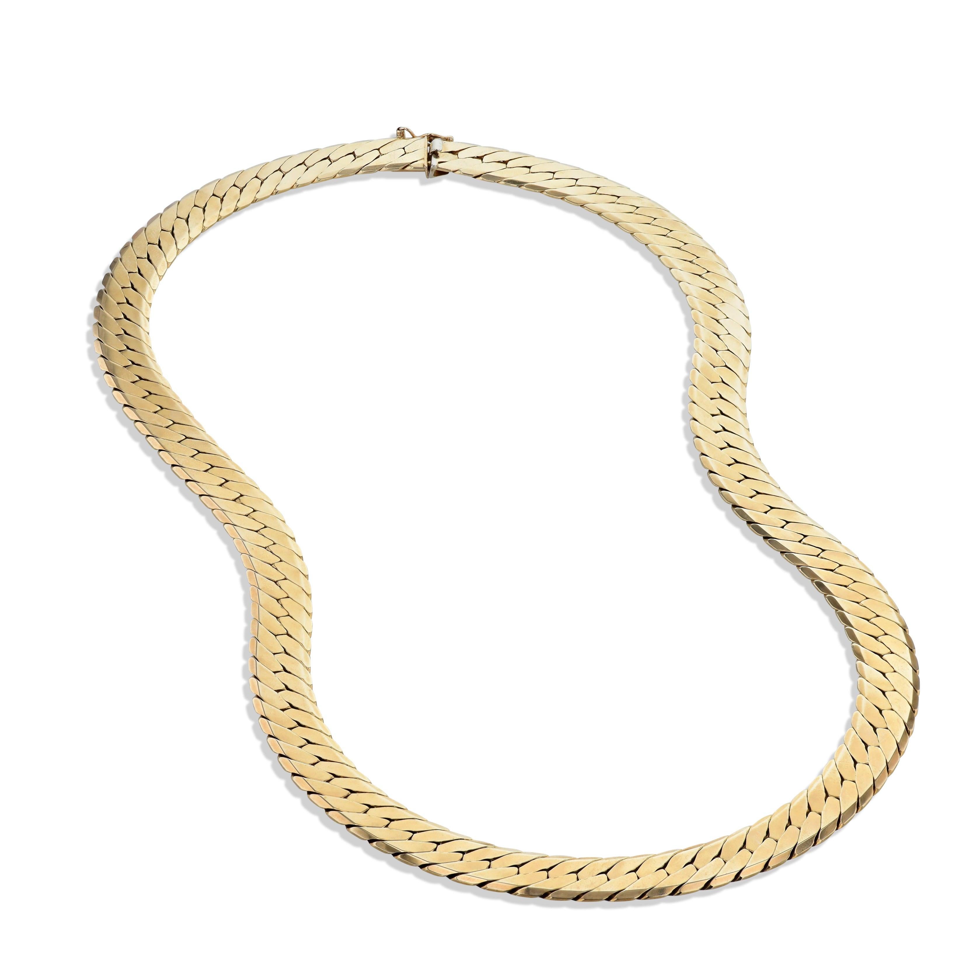 
This beautifully stunning 14 Karat Yellow Gold Herringbone necklace is 20