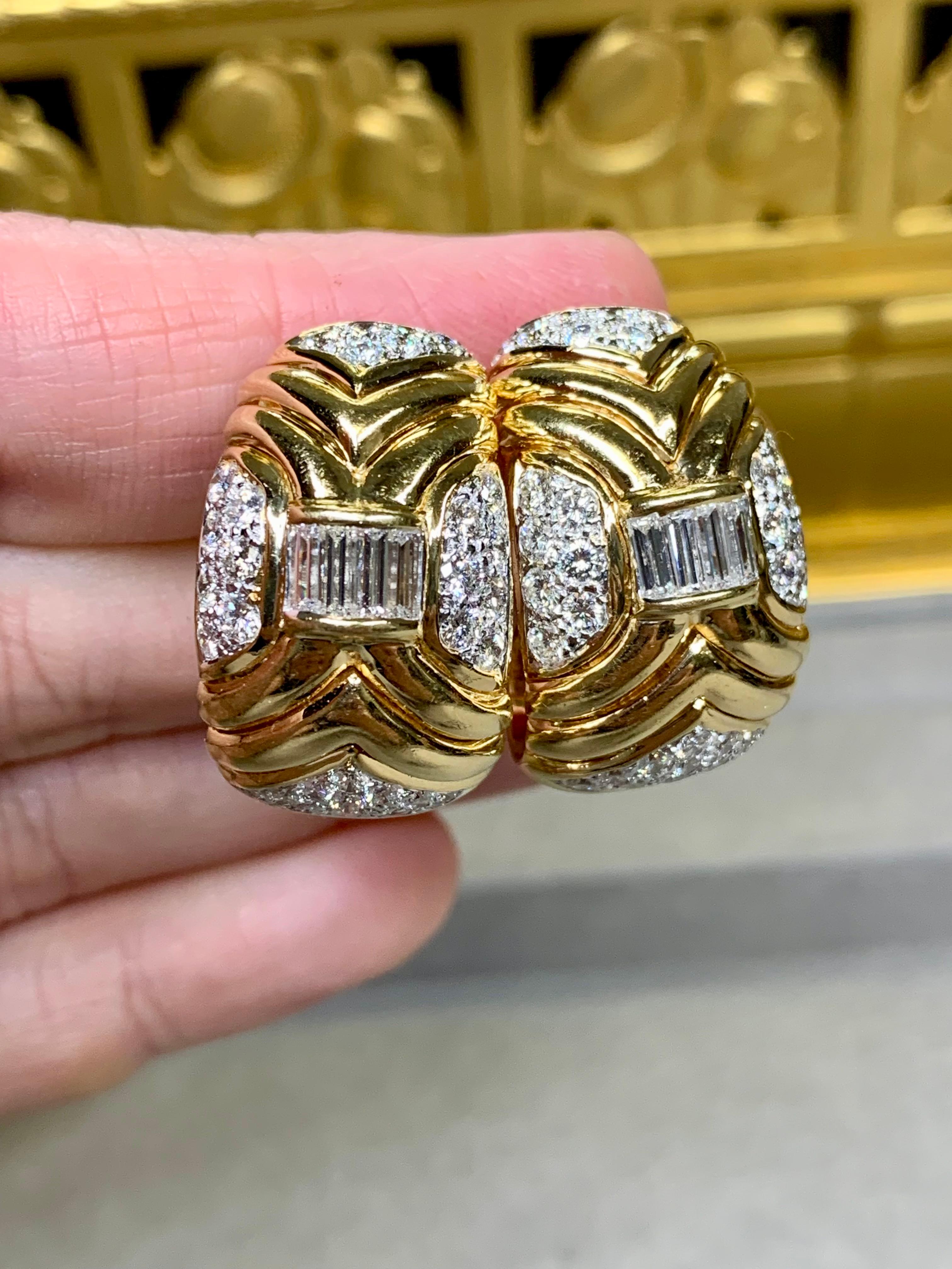 Estate Italian 18K Large Baguette Diamond Huggie Earrings 4.50cttw In Good Condition For Sale In Winter Springs, FL