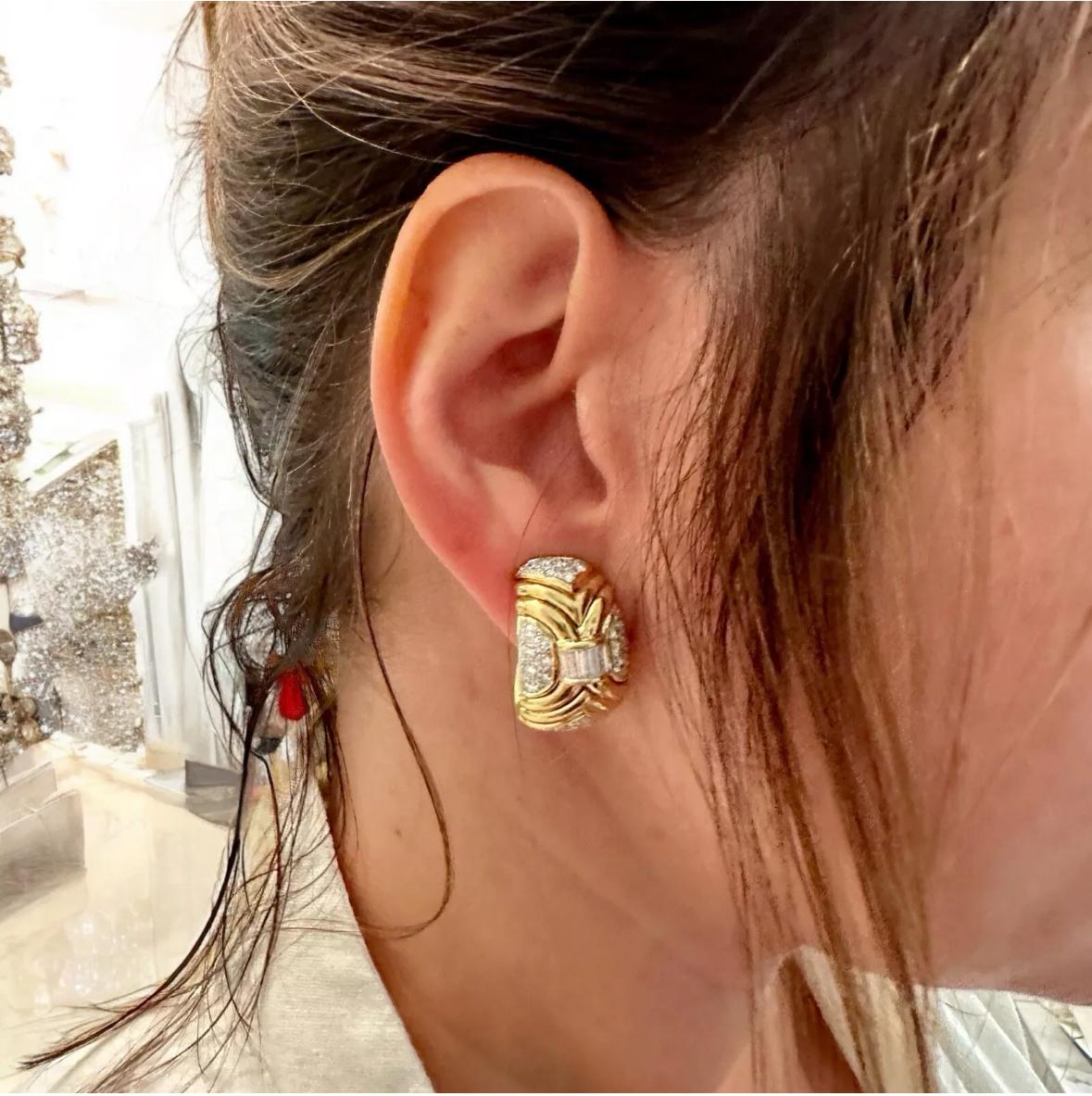 Estate Italian 18K Large Baguette Diamond Huggie Earrings 4.50cttw For Sale 2