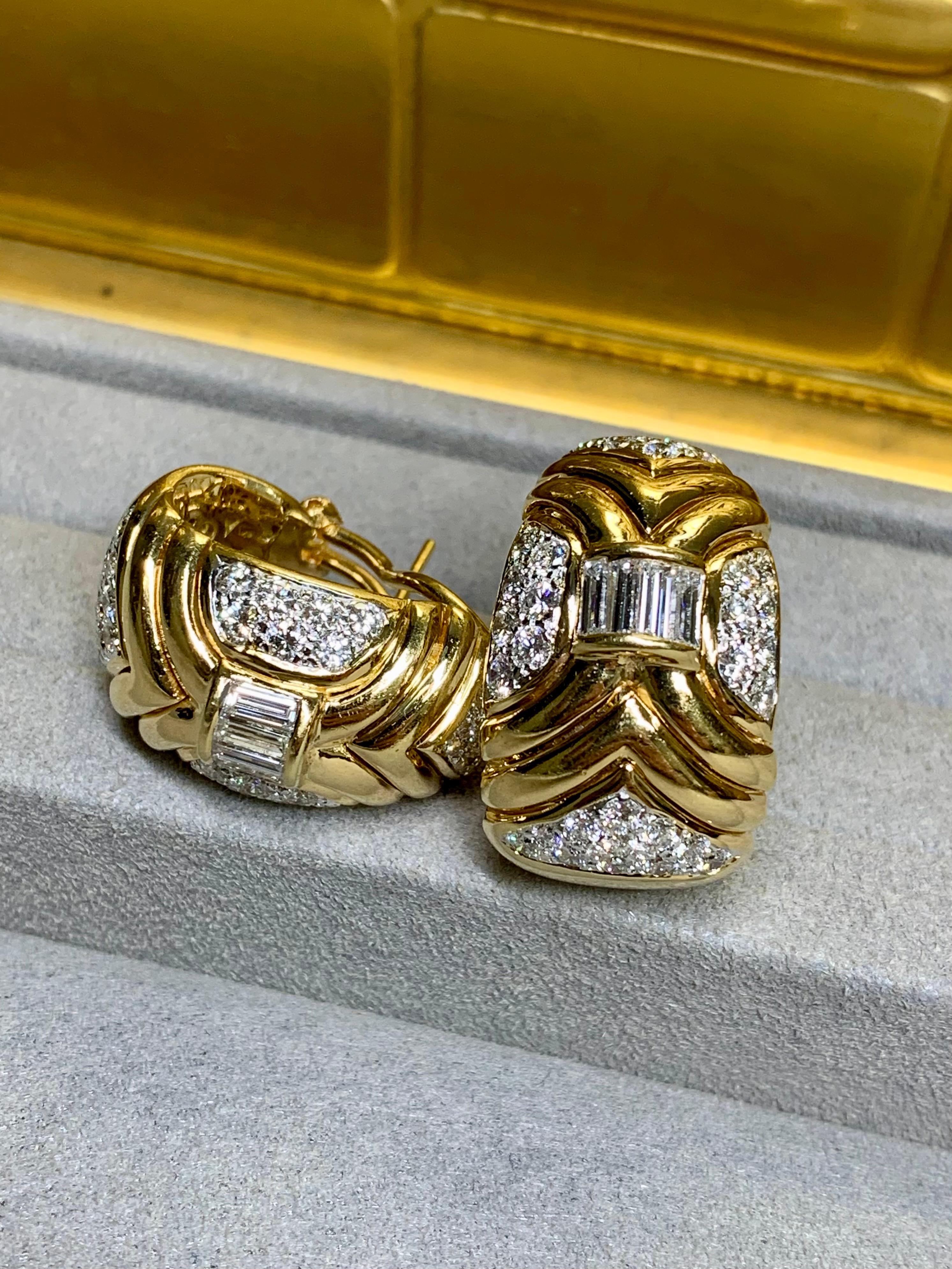 Estate Italian 18K Large Baguette Diamond Huggie Earrings 4.50cttw For Sale 3