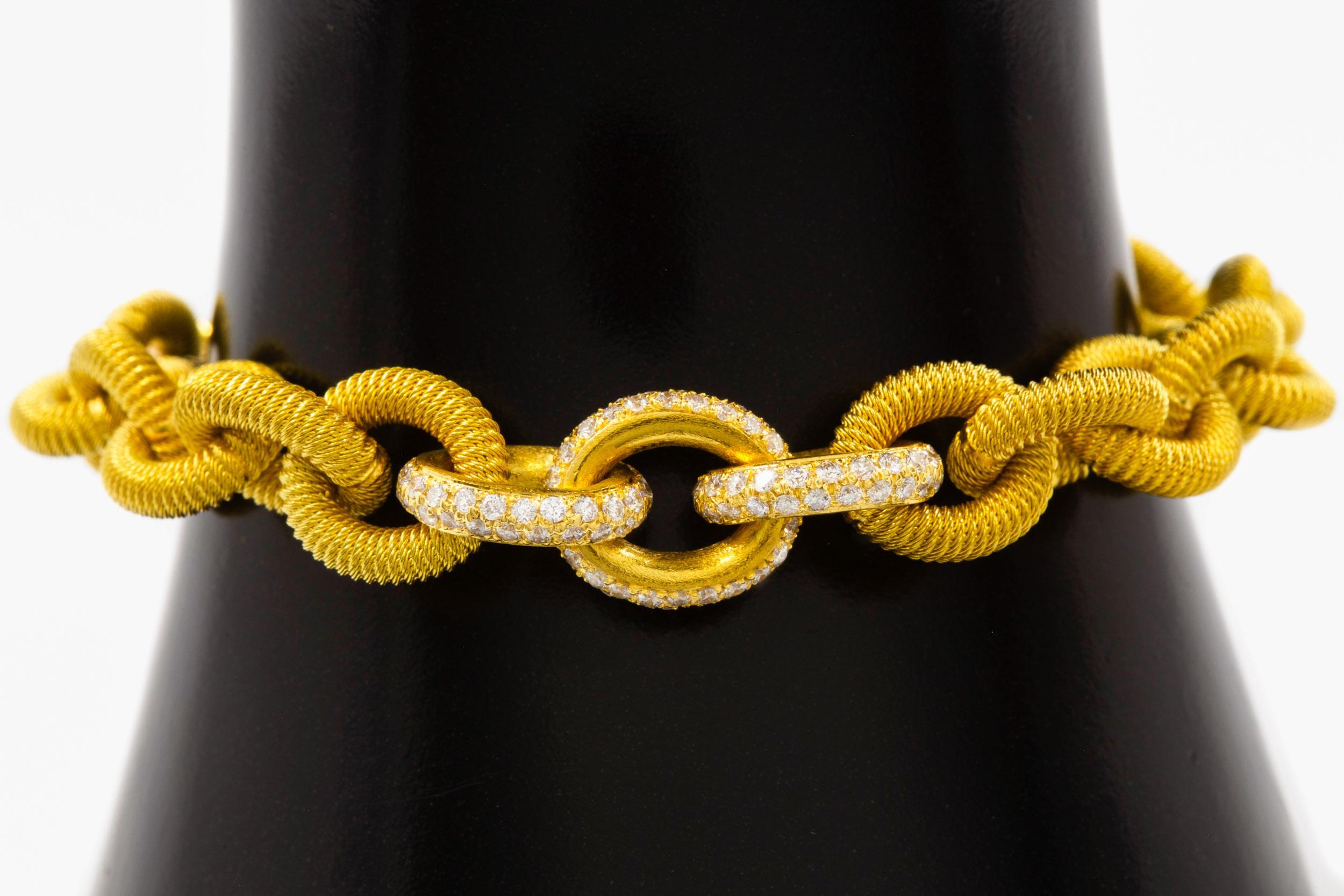 Estate Italian 18k Yellow Gold Open-Link Bracelet w/ 138 Diamonds 1