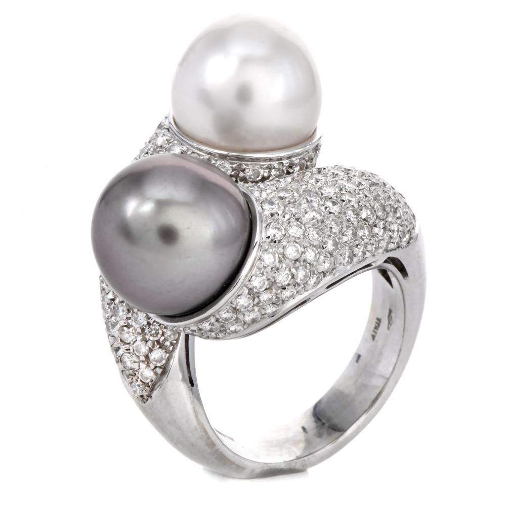 Bague cocktail YingYang bypass en or 18 carats avec perle italienne et diamants, ancienne propriété en vente 2