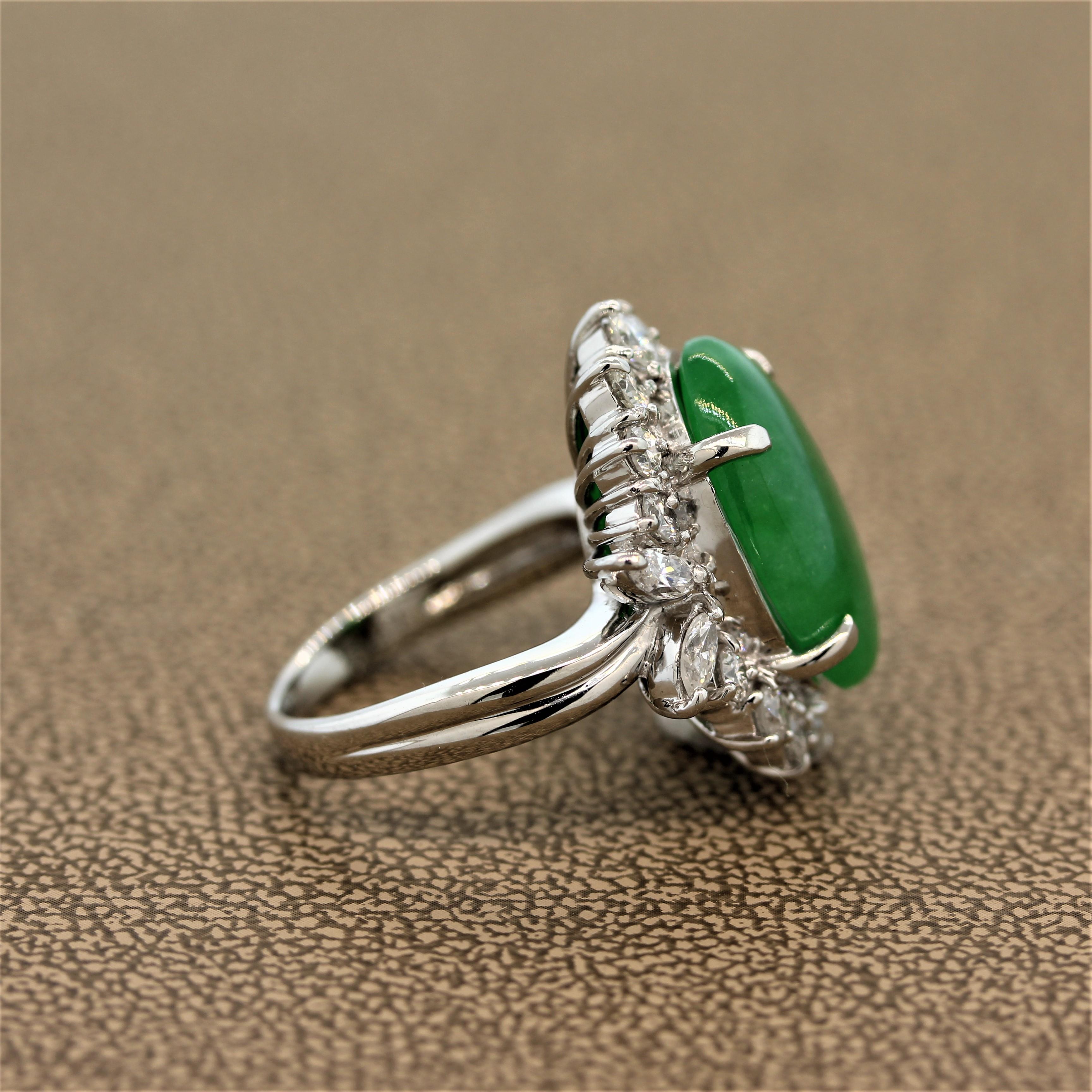 Jadeite Jade Diamond Platinum Ring In New Condition In Beverly Hills, CA