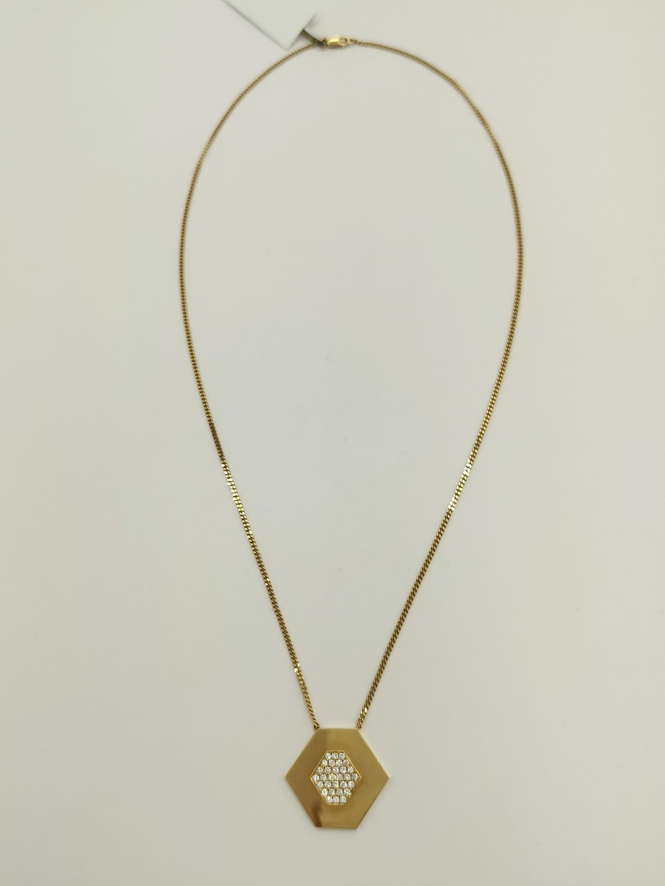 Estate Janis Savitt White Diamond Pendant Necklace in 18K Yellow Gold For Sale 5