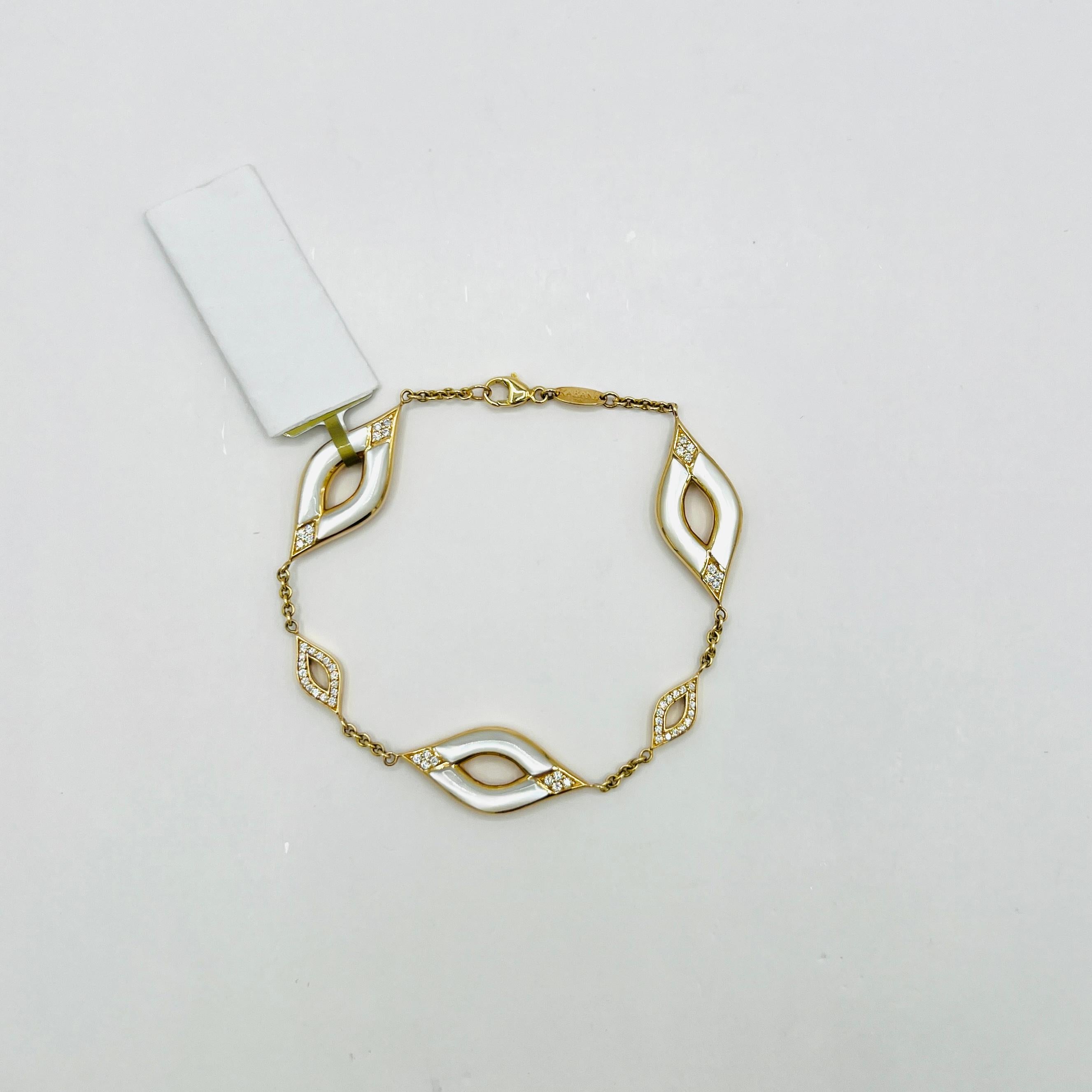 Pulsera Estate Kabana de madreperla blanca y diamantes en oro amarillo de 14k en venta 3