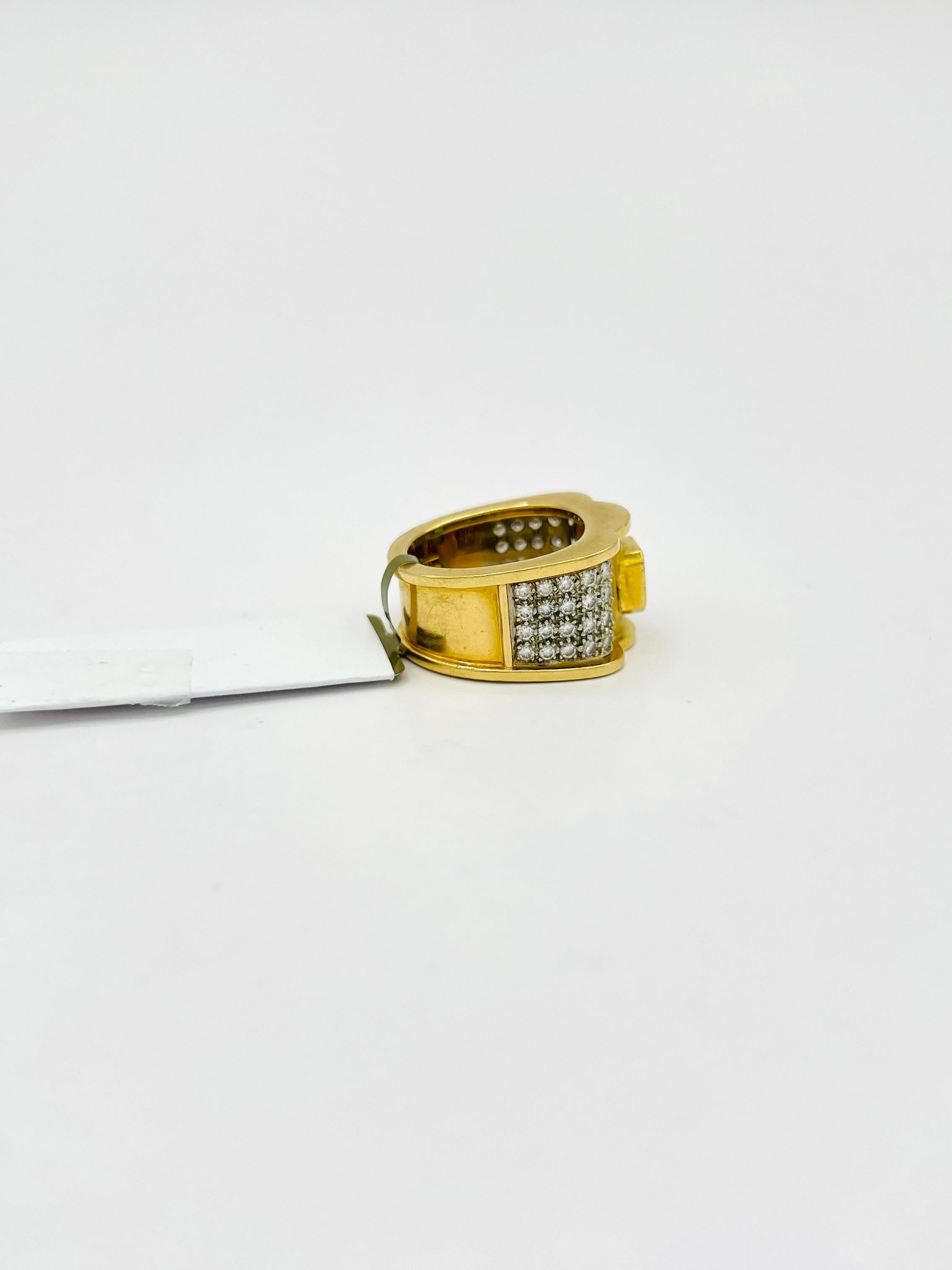 Nachlass Karl Stittgen Smaragd- und weißer Diamantring aus 18 Karat Gelbgold für Damen oder Herren