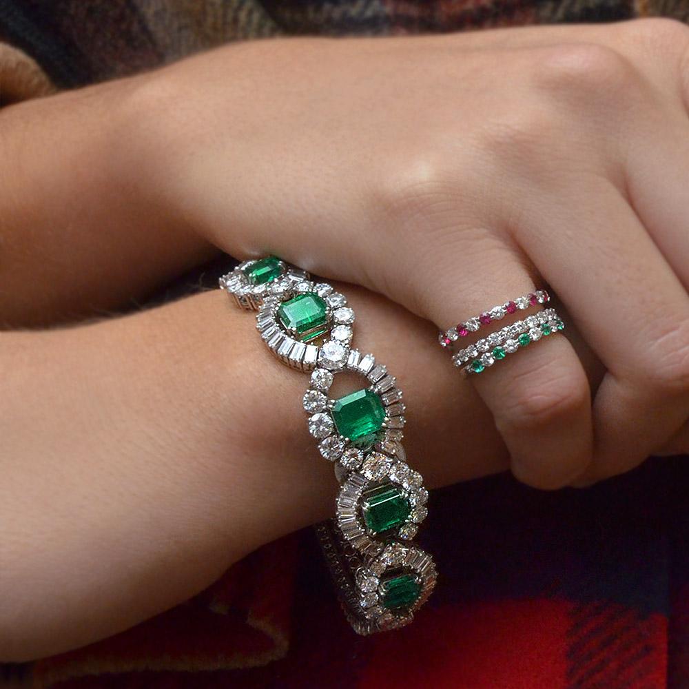 Rétro Années 1950 Mellerio dits Meller Paris Emerald Diamond Plat. Bracelet en vente