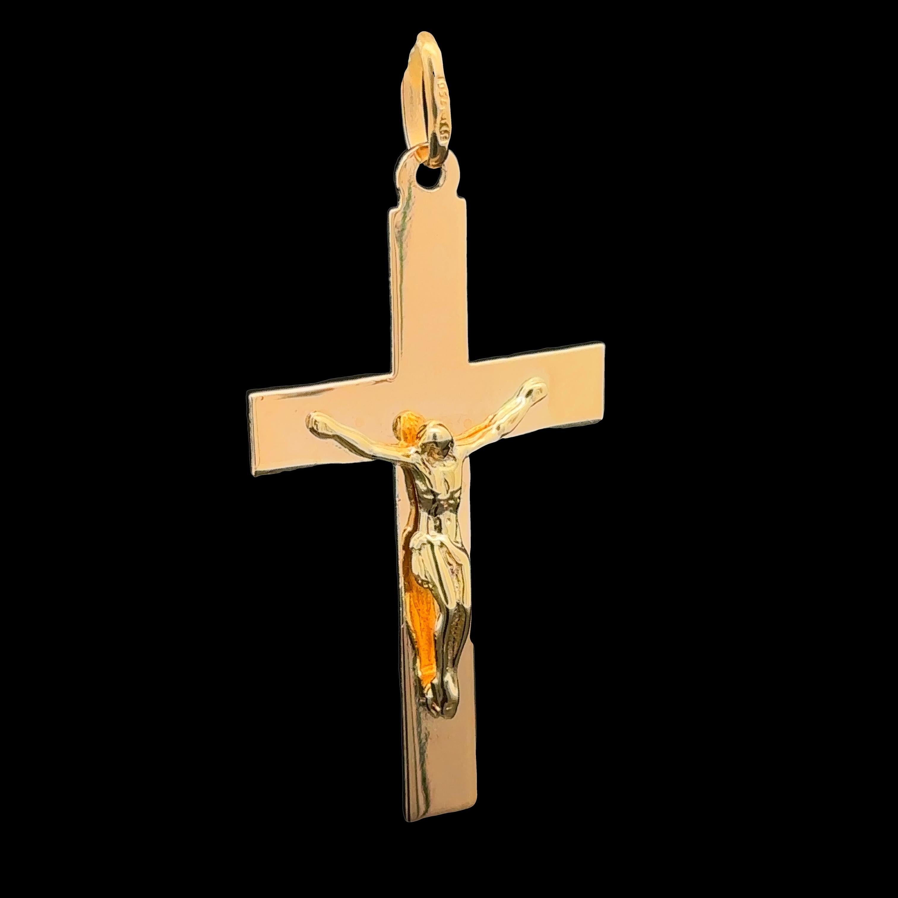 Estate Pendentif Crucifix en or jaune 18k pour homme avec croix carrée polie Pour hommes en vente