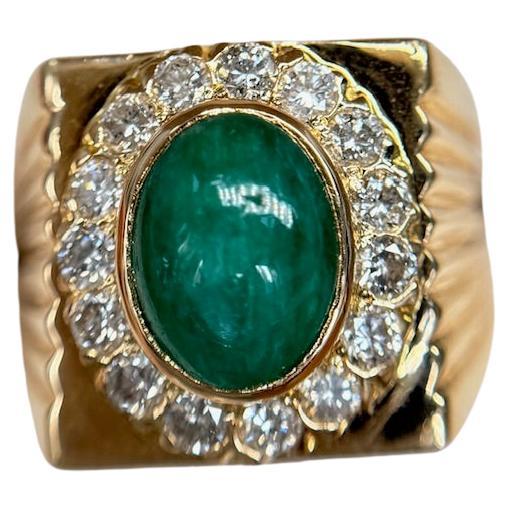 Estate Men's Ring with Natural Emerald & Diamond Halo 18k YG Size 11 For Sale