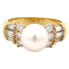Nachlass Mikimoto Nachlassring aus 18 Karat Gelbgold, Diamant und Perle