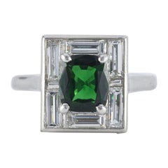 Bague cocktail en tourmaline chromée verte naturelle et diamant de succession