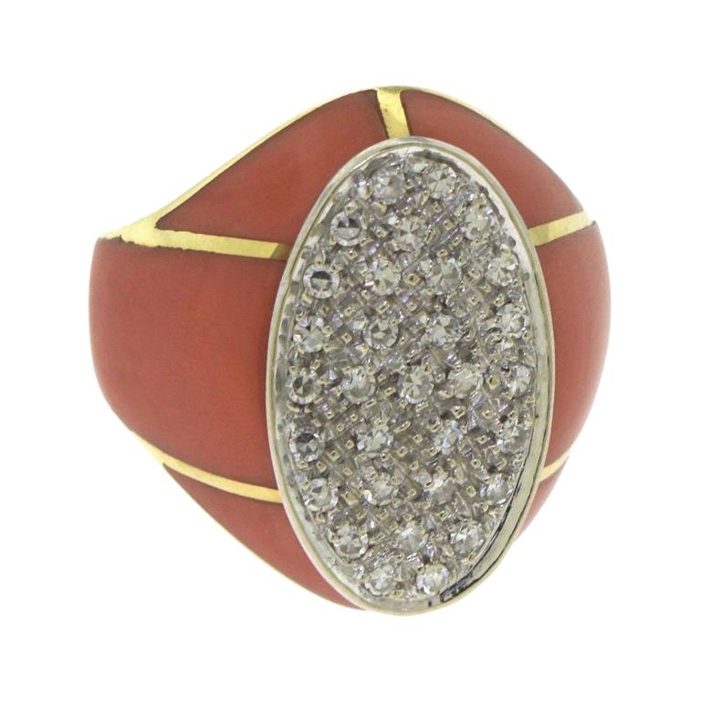 Estate Natural Red Coral and Diamond Yellow Gold Oval Cocktail Ring For Sale