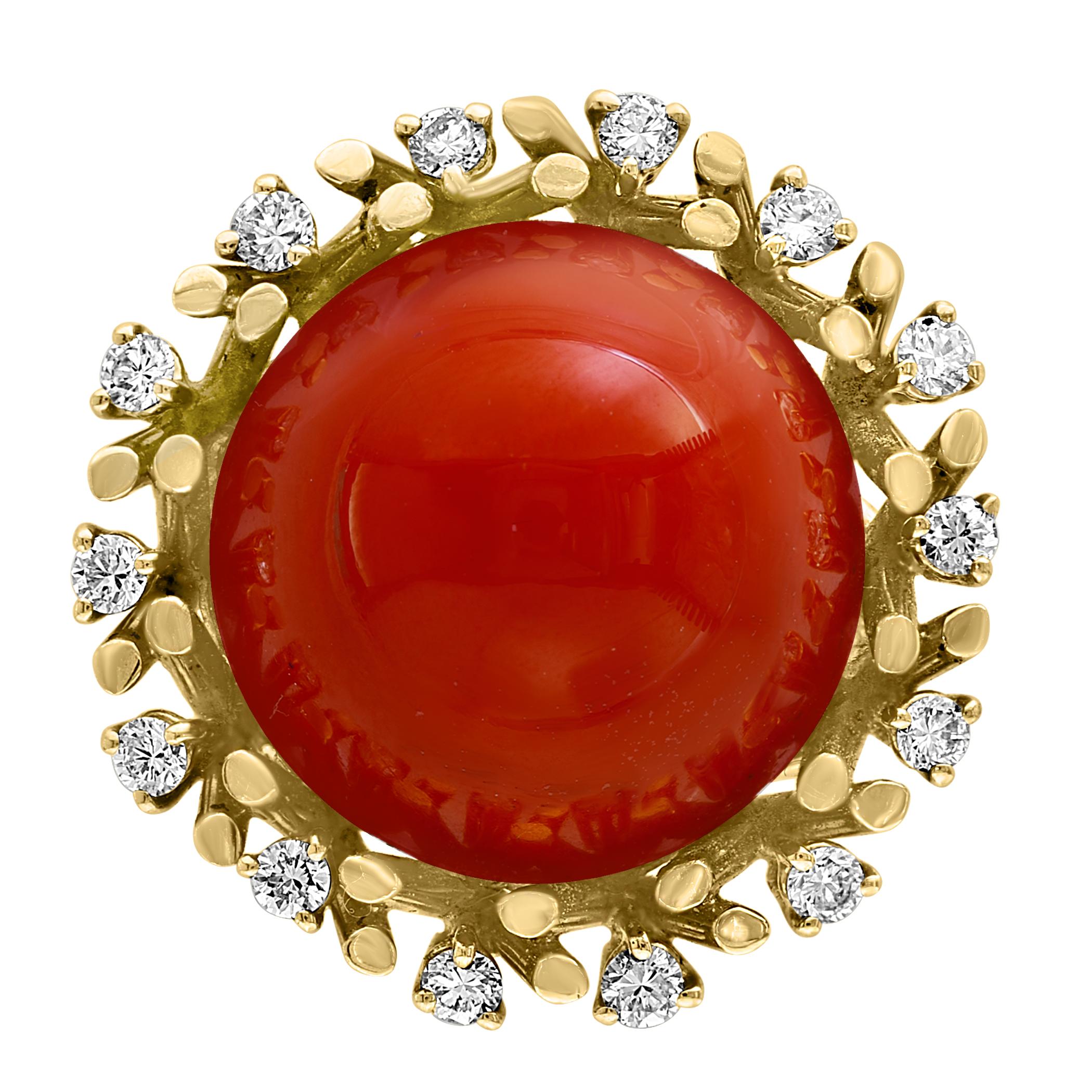 Round Cut Estate Natural Sugar Loaf Coral & Diamond  Earring & Ring in 18 Kt Yellow Gold For Sale