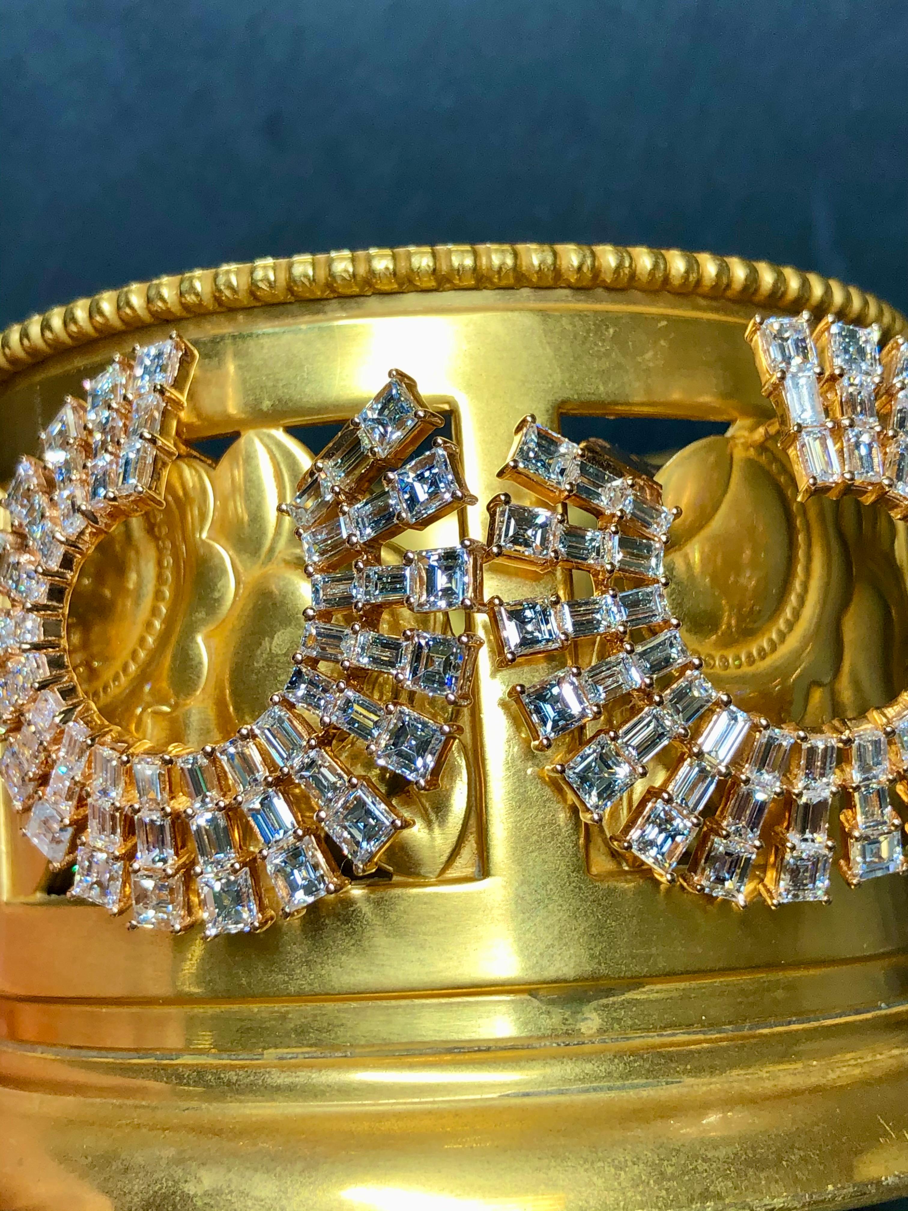Estate ODELIA 18K Rose Gold Square Baguette Diamond Ear Wrap Hoop Earrings 20ctw In Good Condition For Sale In Winter Springs, FL