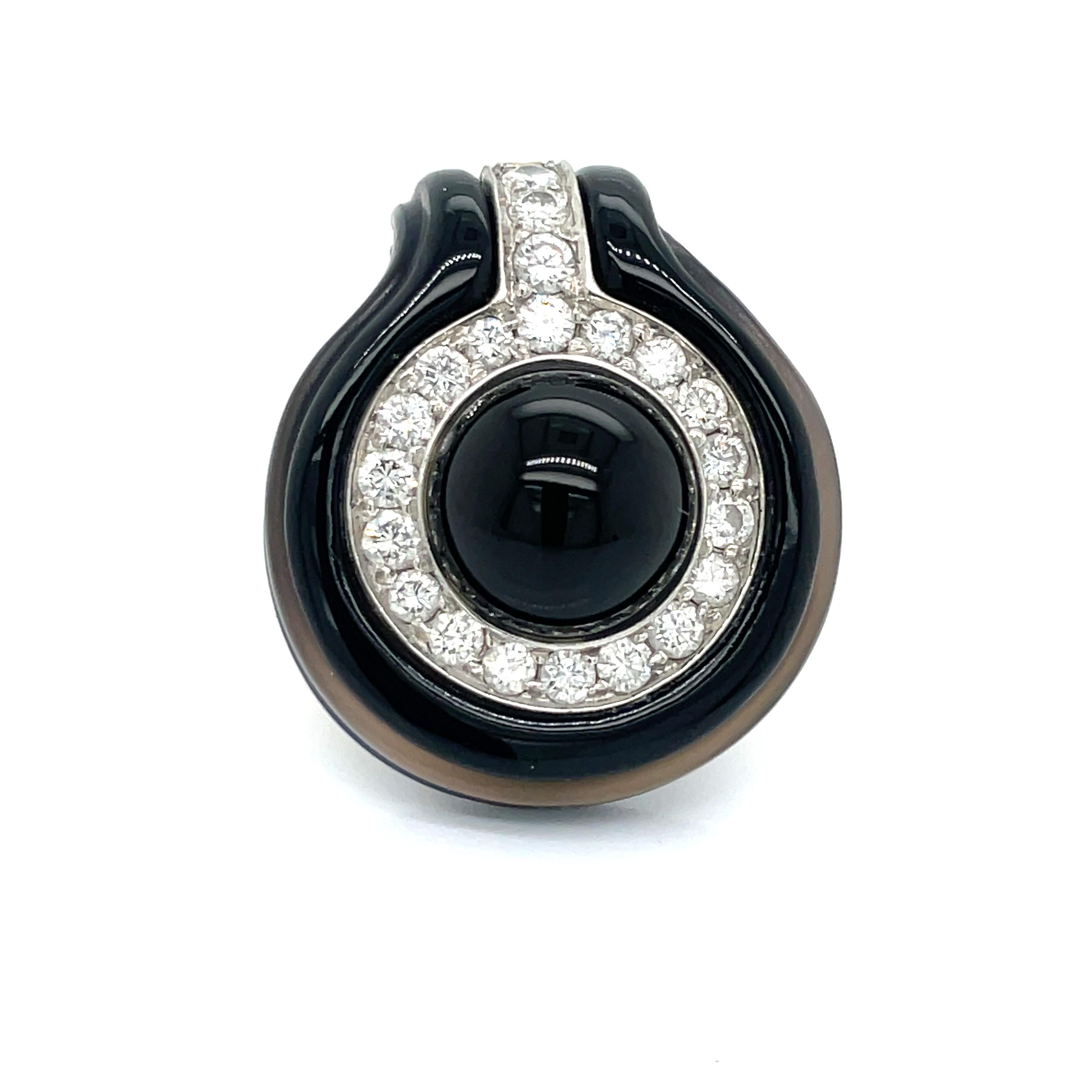 These antique onyx and diamond earrings will look amazing on you! They are composed of 33.41 grams of 18k yellow gold, and are covered in black onyx. The stunning round diamonds total 3.00 carats, with SI2-I1 clarity and H-I color. Nearly 1