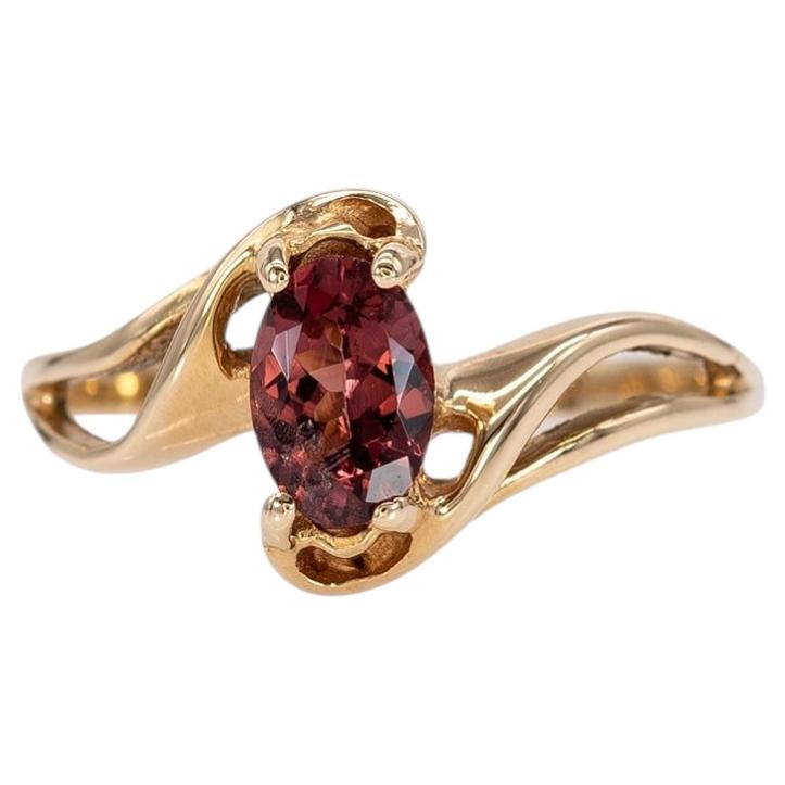 Estate Red Spinel Ring: Solid 14K Gold – Oval, 6×4mm – Vintage Estate Ring For Sale