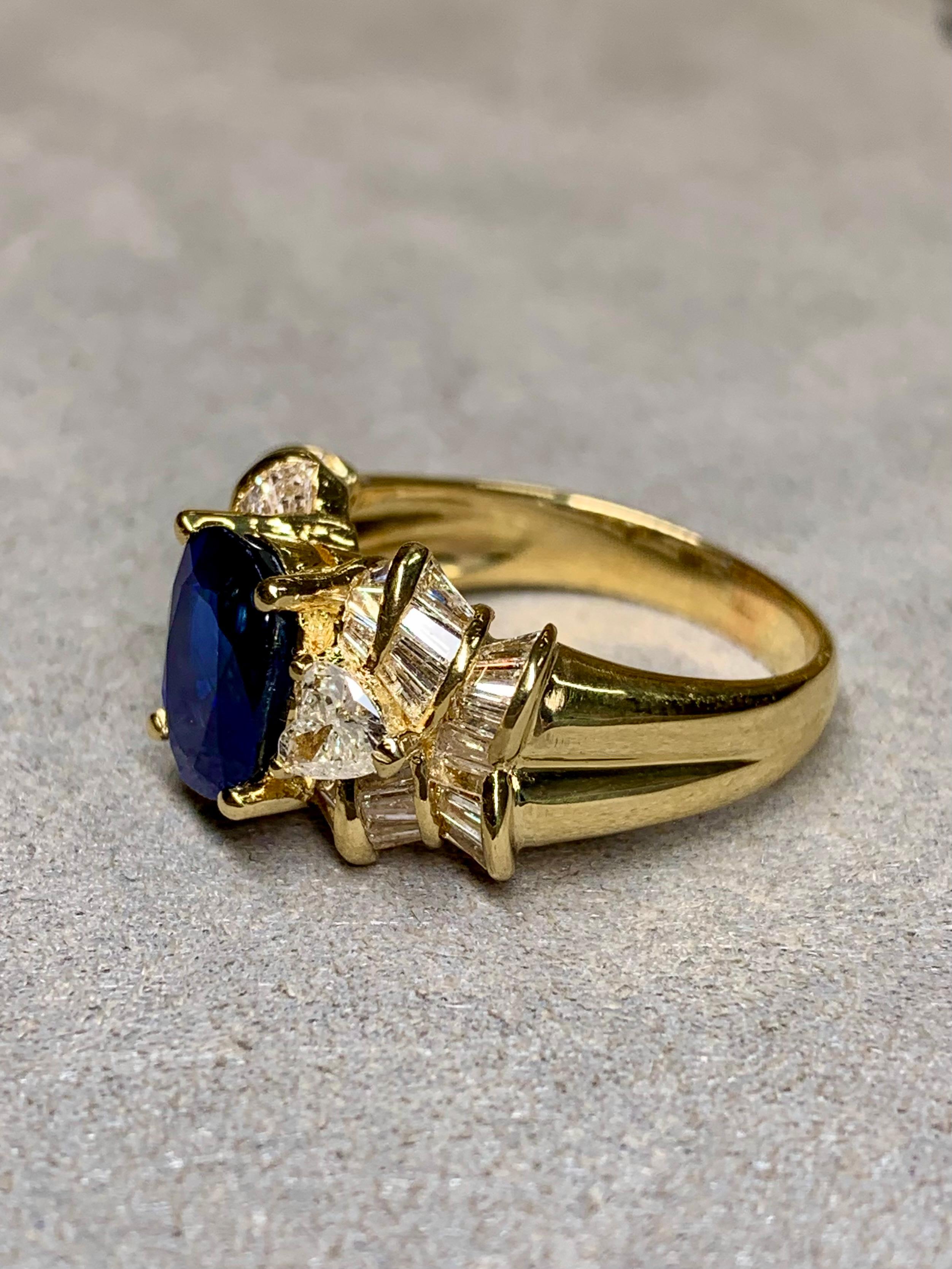 Estate Oval Sapphire Heart Baguette Diamond Cocktail Cluster Ring 5.63cttw In Good Condition For Sale In Winter Springs, FL