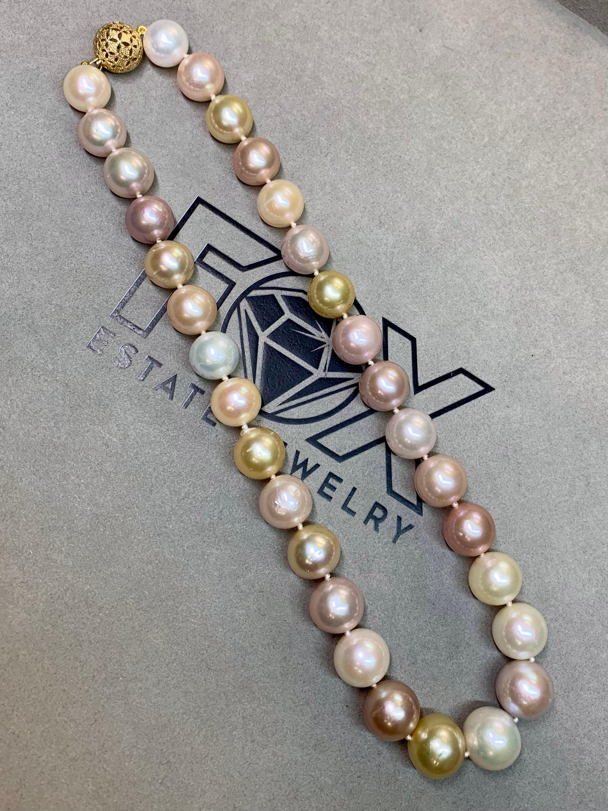 Estate Pastel Multicolored South Sea Pearl Strand Necklace 14K  12.50mm - 15mm For Sale 1