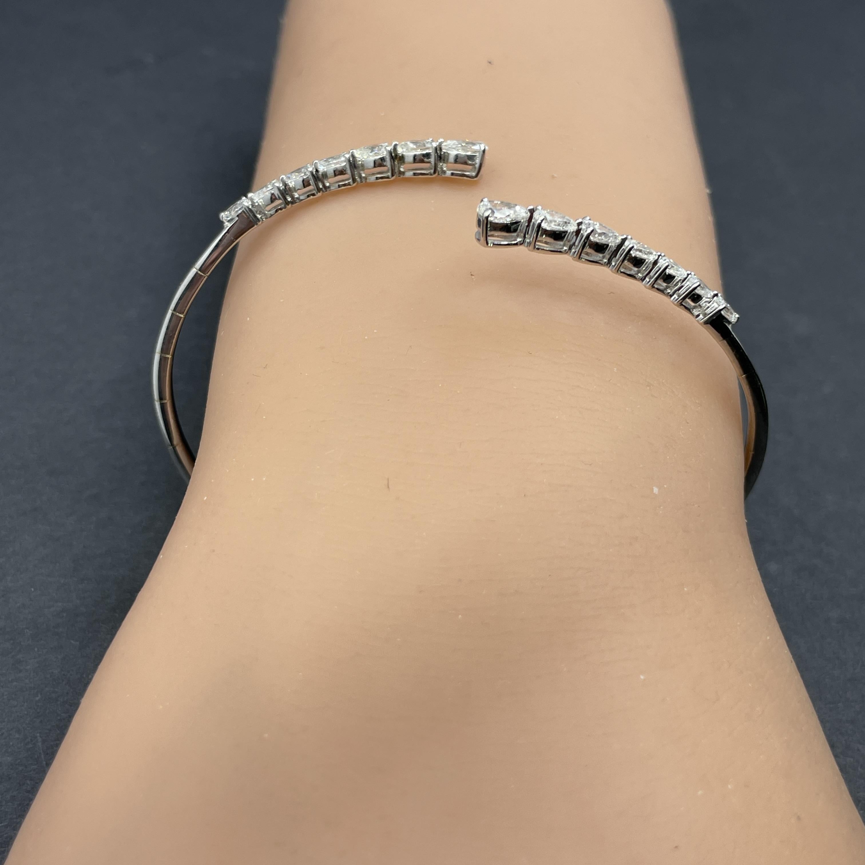 Donna Braccialetto perla Estate con diamante bypass in oro bianco 18k 1,30ctw in vendita