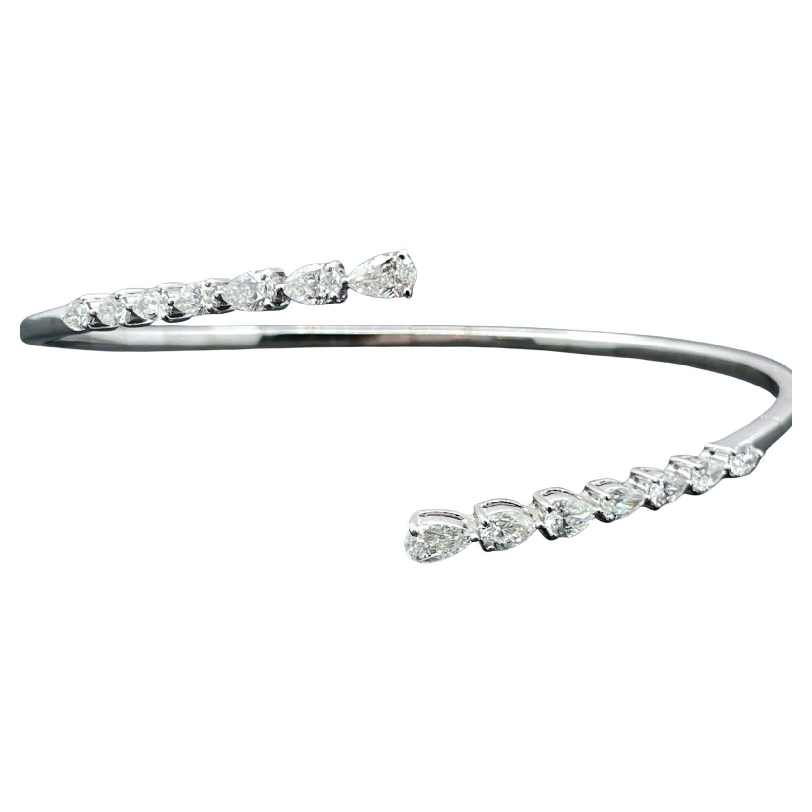 Braccialetto perla Estate con diamante bypass in oro bianco 18k 1,30ctw in vendita