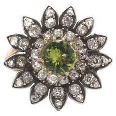 Vintage 1.35ct Round Peridot and Diamond Ring