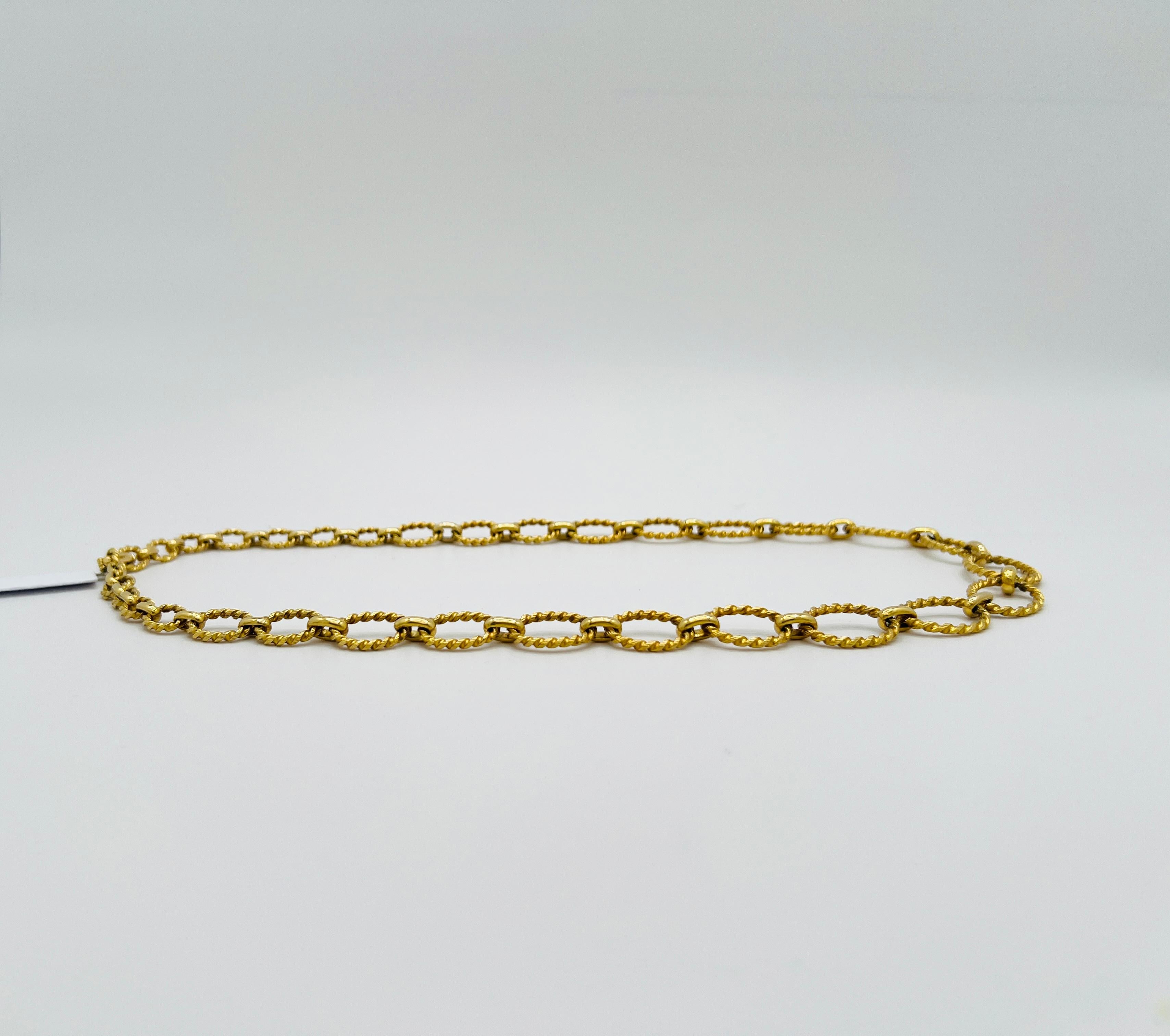 Estate Piaget Links Necklace en or jaune 18K en vente 2
