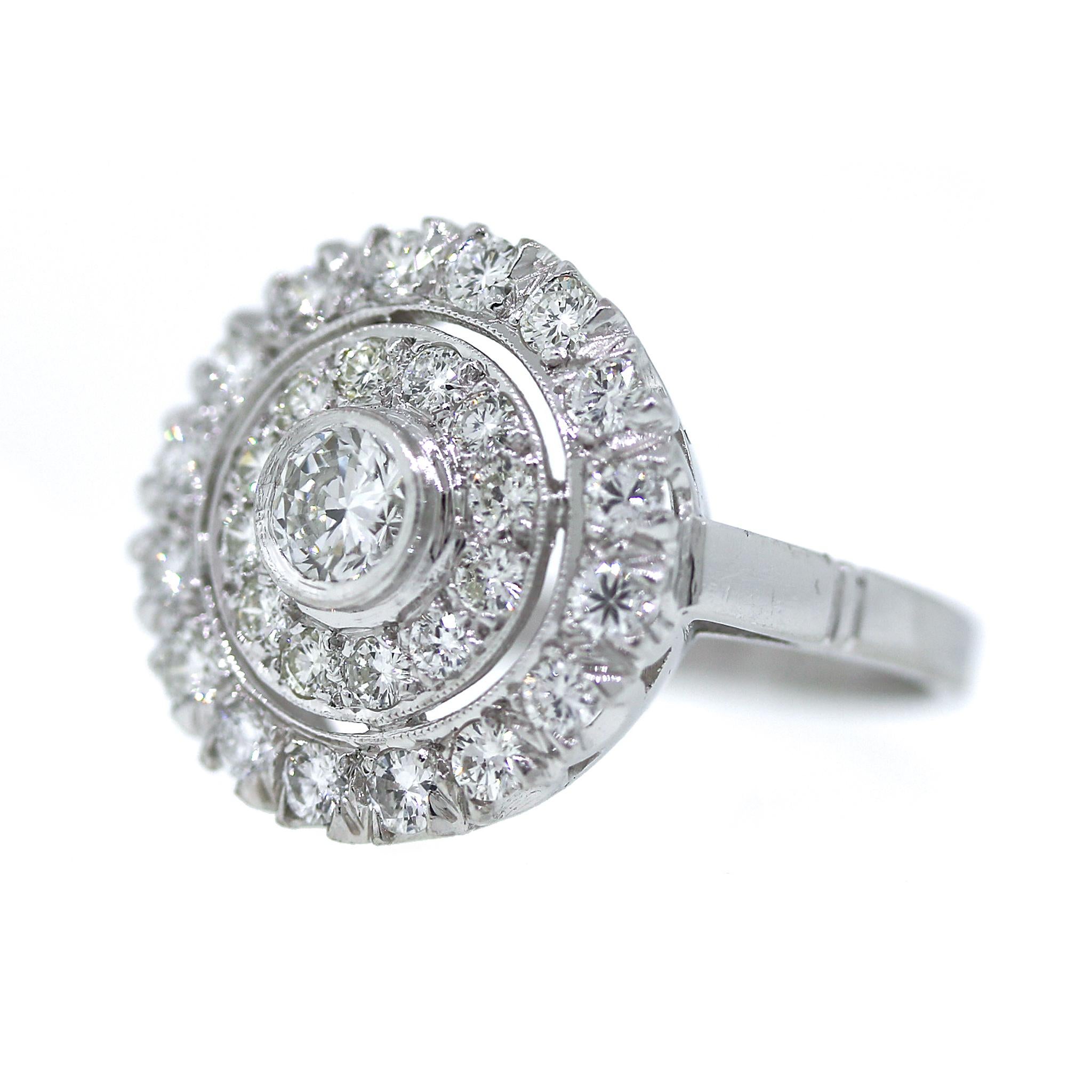 Estate Platinum 1.10 carat Diamond Cluster Ring For Sale 1